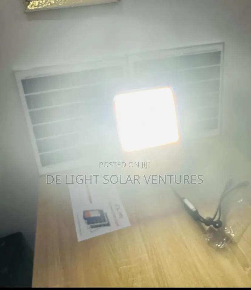 200w All in One Solar Flood Light Double Panels Very Bright