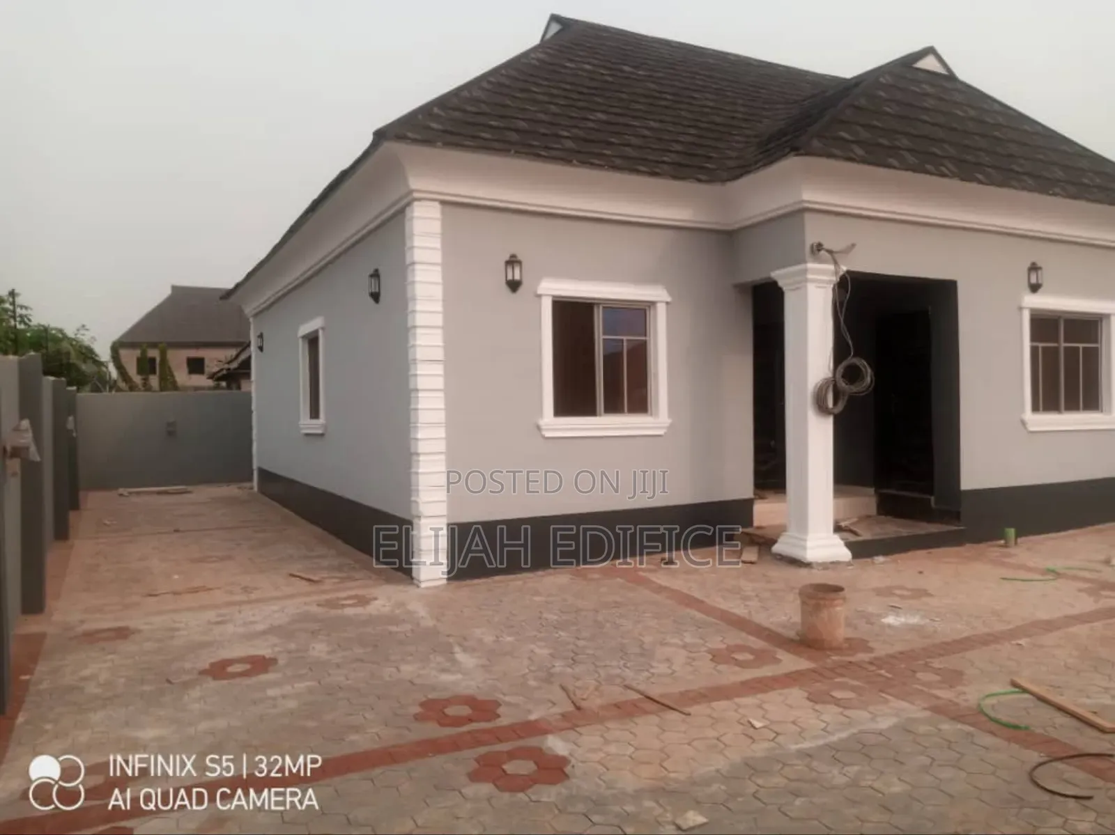 Furnished 3bdrm Bungalow in Mowokekere, Ijede / Ikorodu for sale
