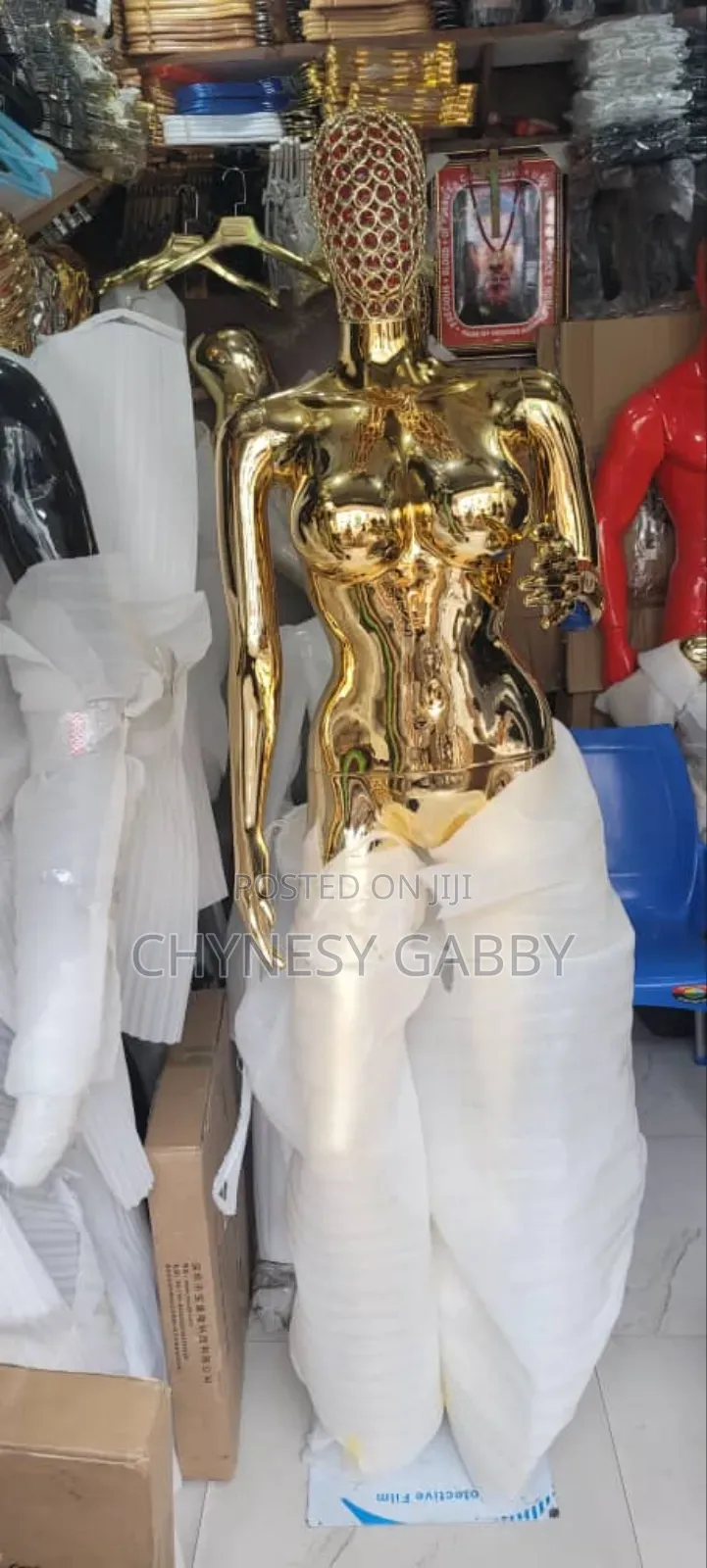 Metal Head Gold Female Mannequin