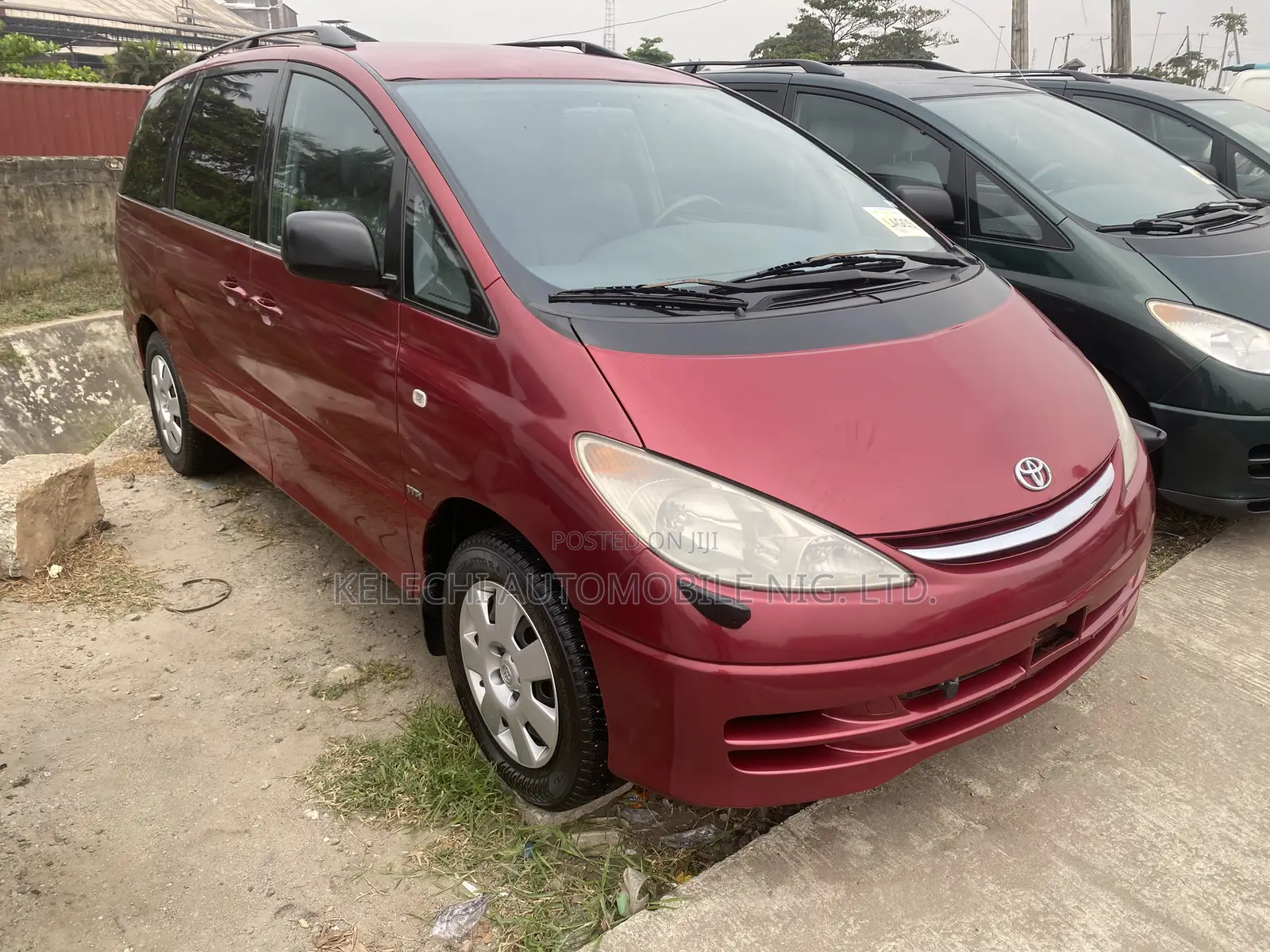 Toyota Previa Automatic 2002 Red