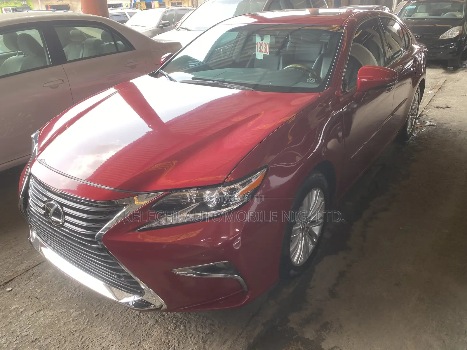 Lexus ES 350 FWD 2015 Red