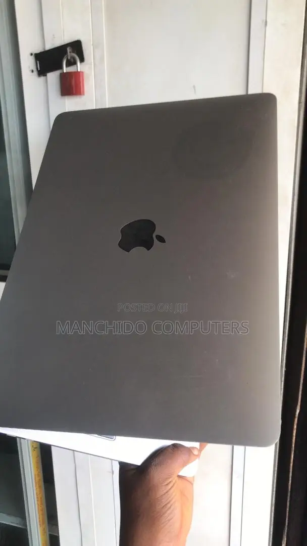Laptop Apple MacBook Pro 2019 16GB Intel Core i7 SSD 512GB