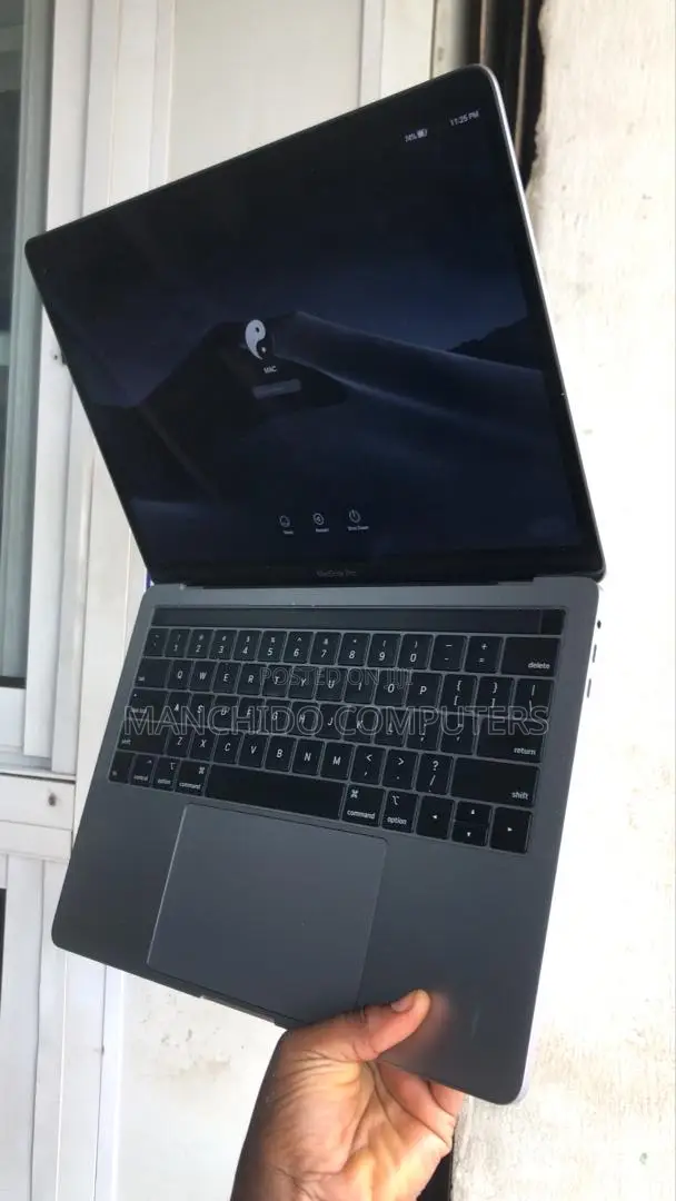 Laptop Apple MacBook Pro 2019 16GB Intel Core i7 SSD 512GB