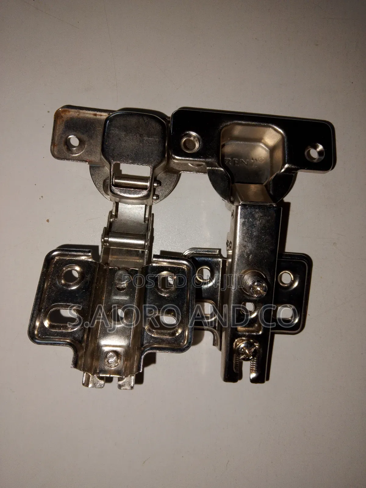Cabinet Hinges Ordinary (200 Pieces)