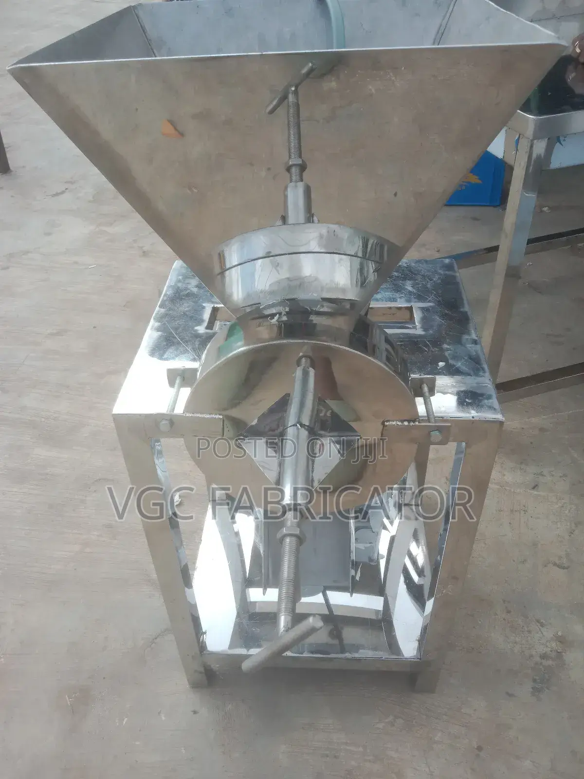 Tiger Nut Grinding Machine