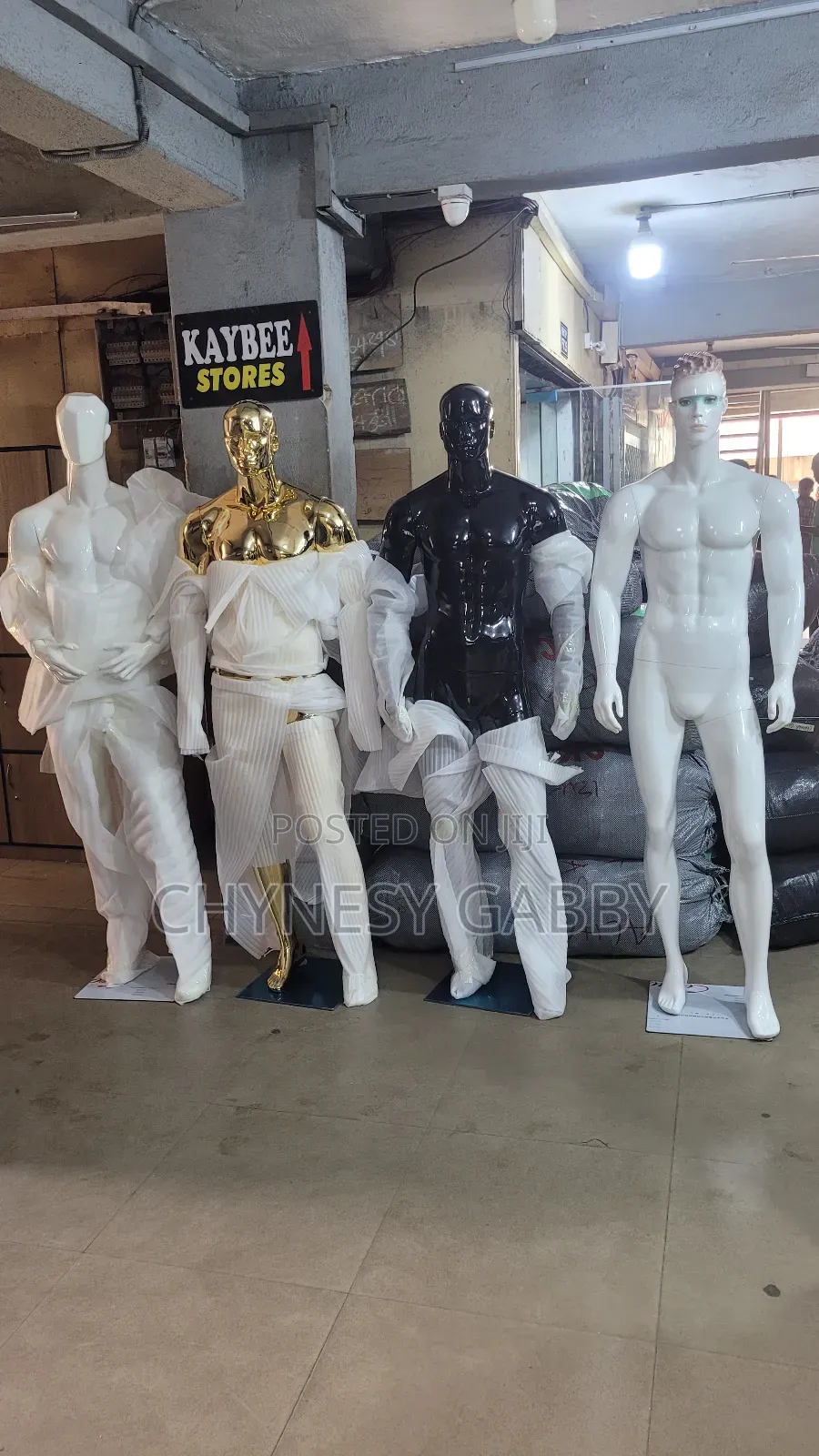 Shinning Male Mannequins