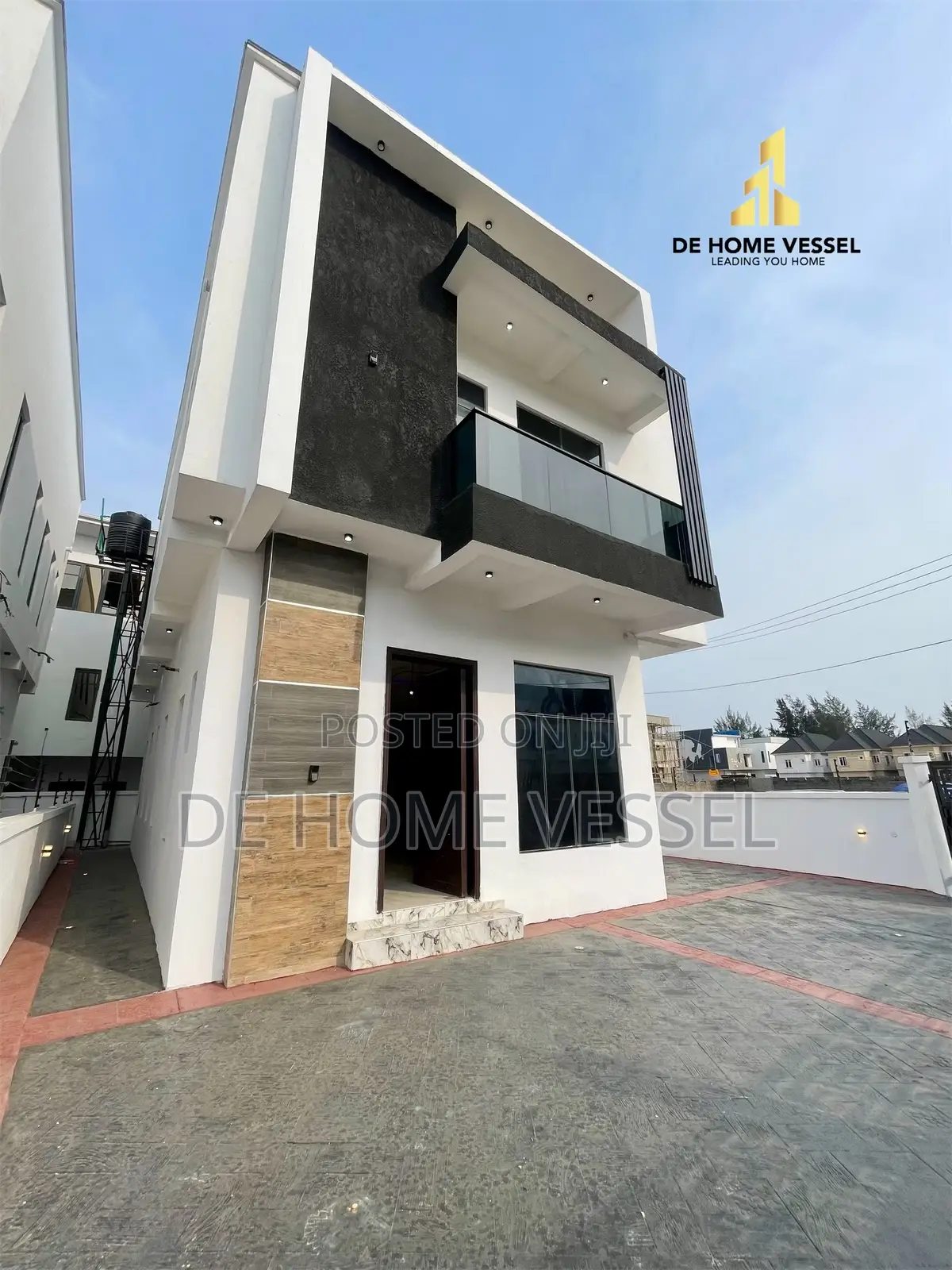 4bdrm Duplex in Ikota for sale