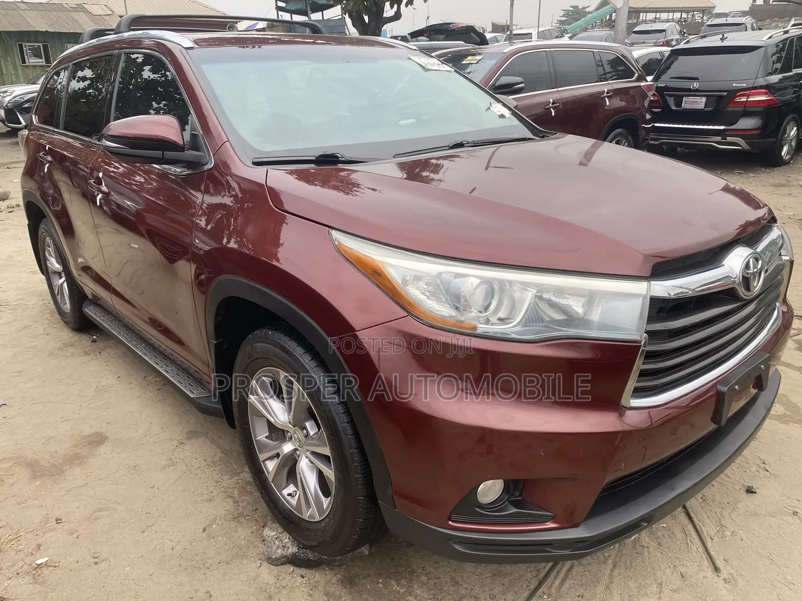 Toyota Highlander 2015 Red
