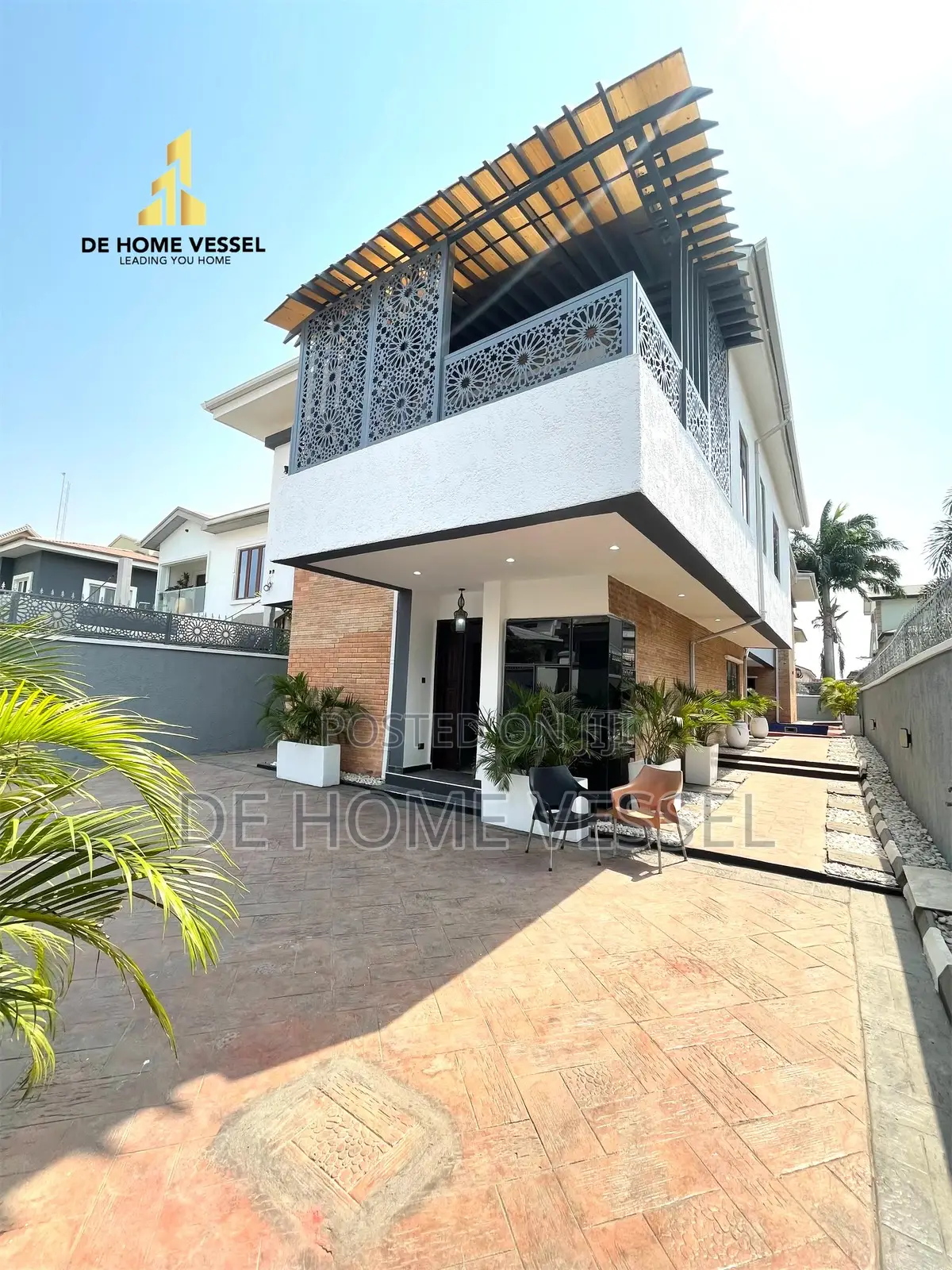 5bdrm Duplex in Lekki Phase 1 for sale
