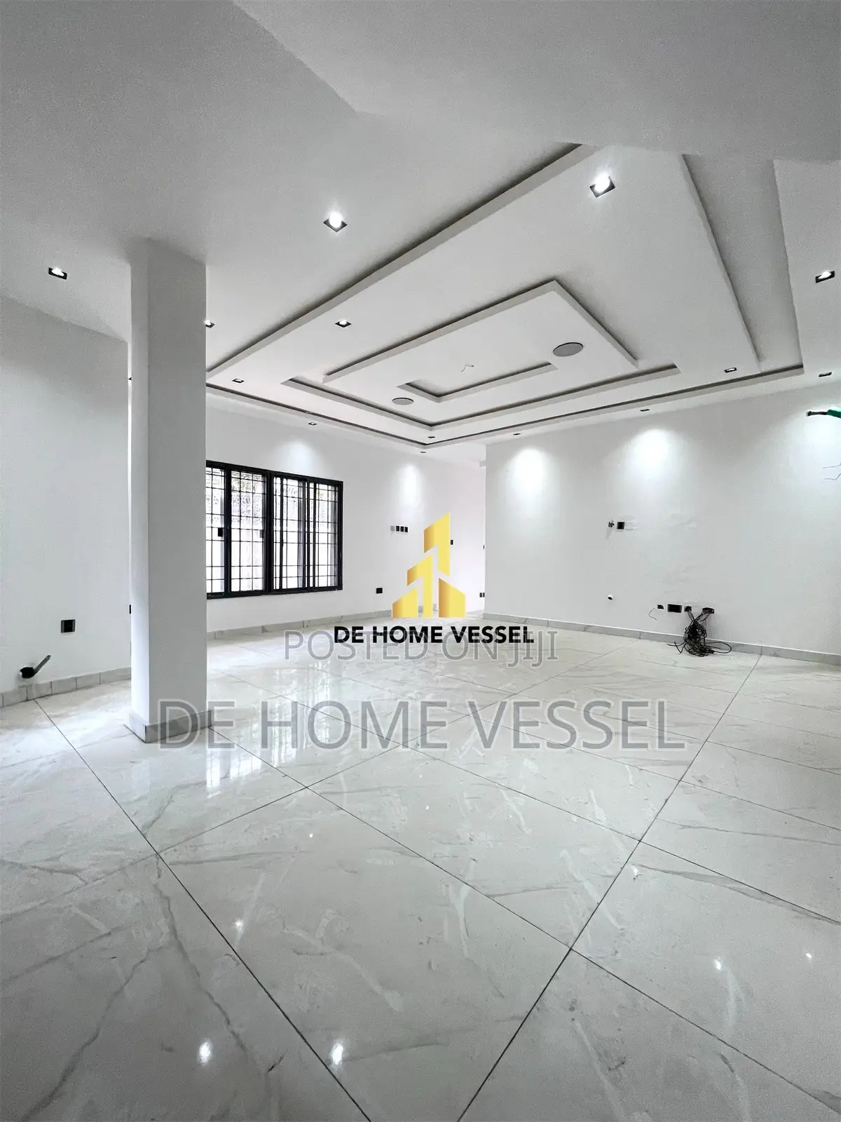 5bdrm Duplex in Lekki Phase 1 for sale