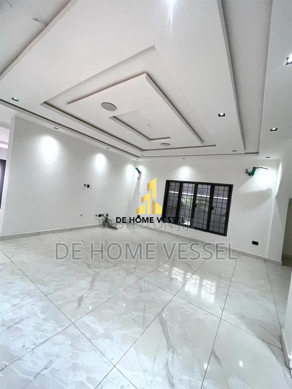 5bdrm Duplex in Lekki Phase 1 for sale