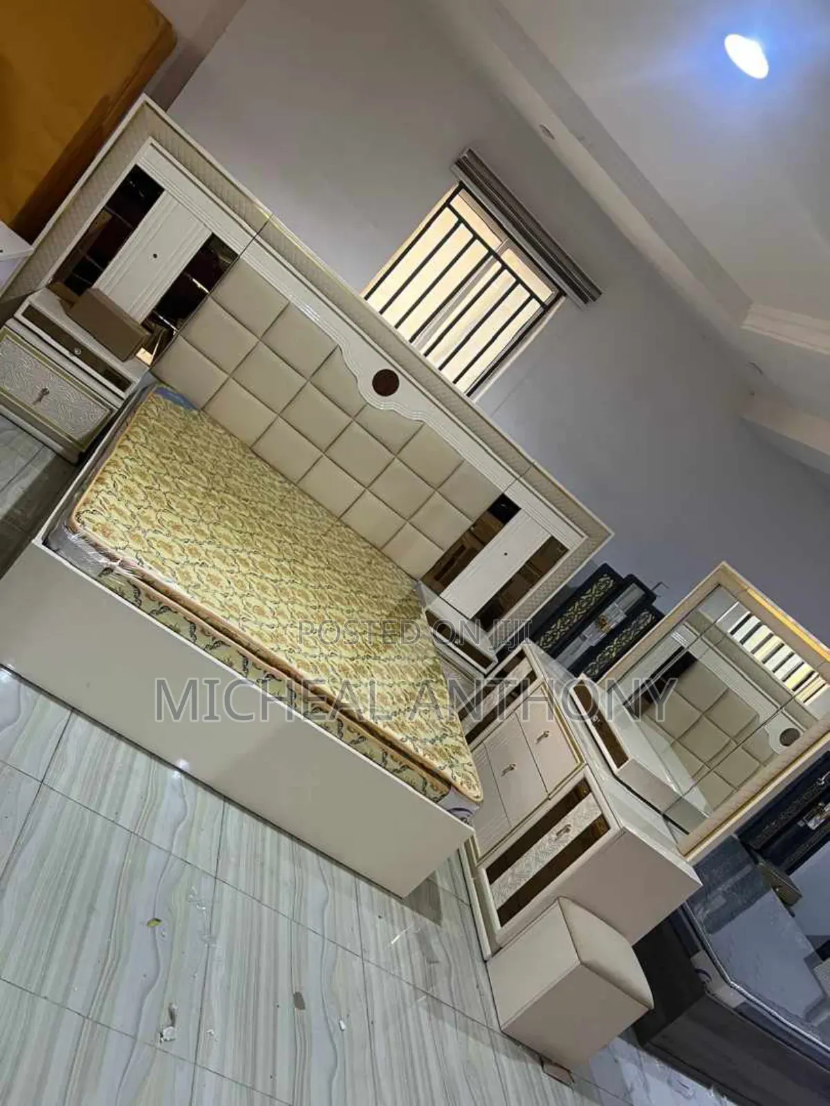 Executive Bed Frame With the Dress Mirror