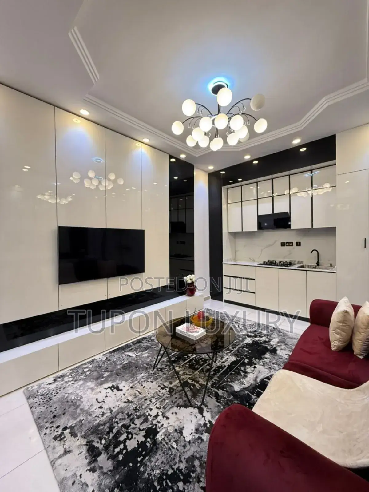 Beautiful 1 Bedroom With a Private Cinema and Bathub