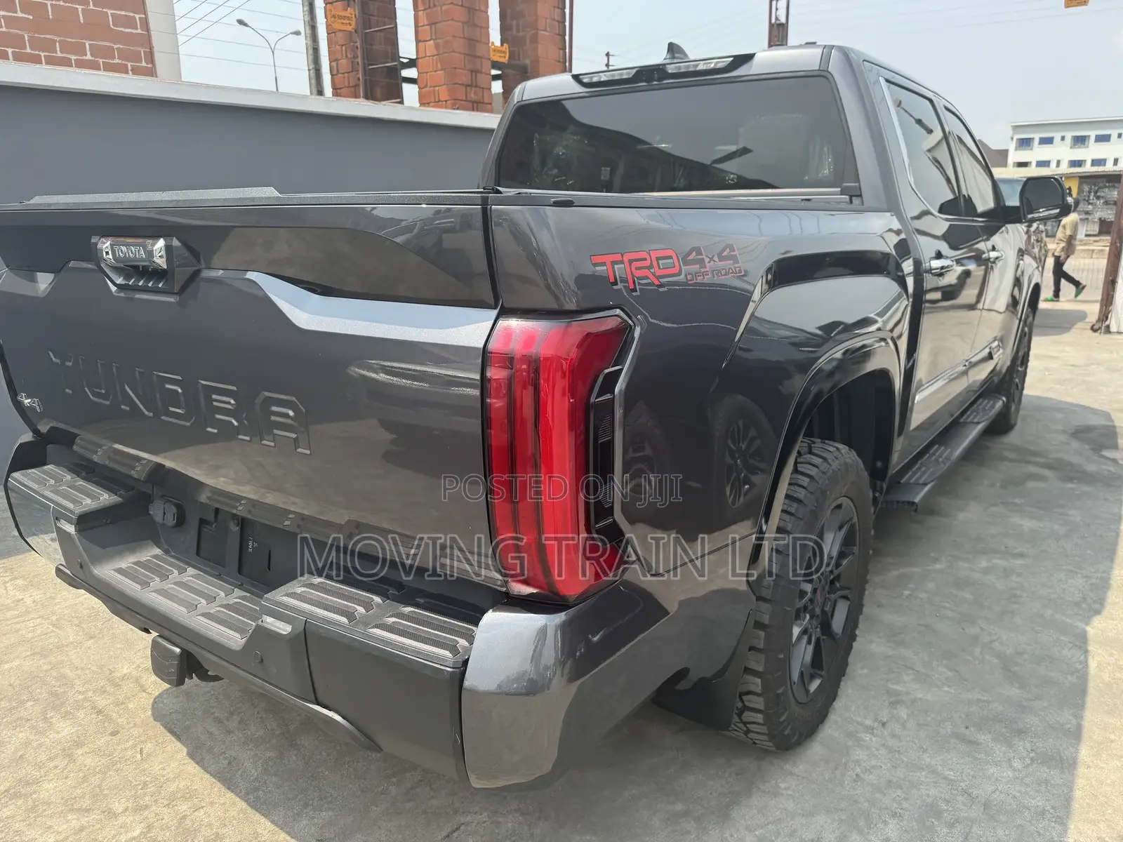 Toyota Tundra Limited 2022 Gray