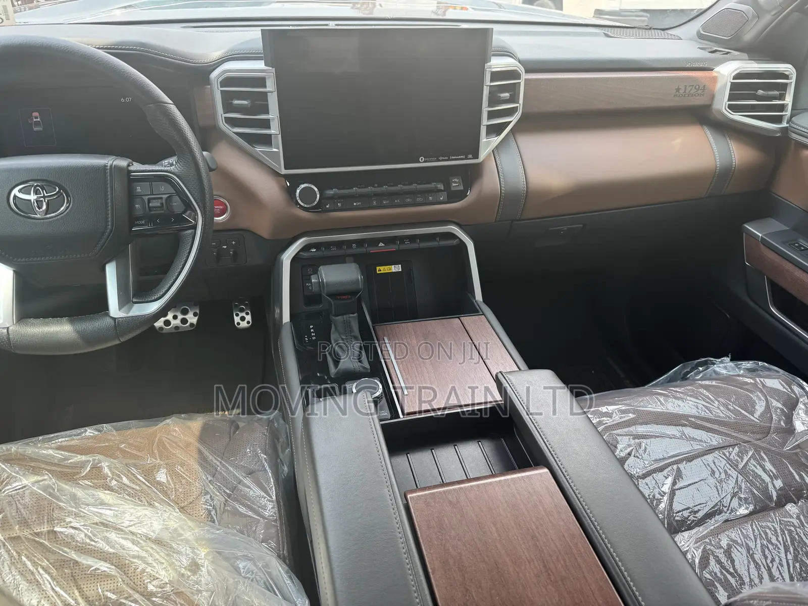 Toyota Tundra Limited 2022 Gray