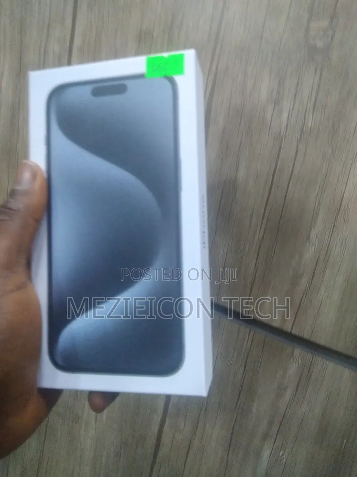 New Apple iPhone 15 Pro Max 256 GB Silver