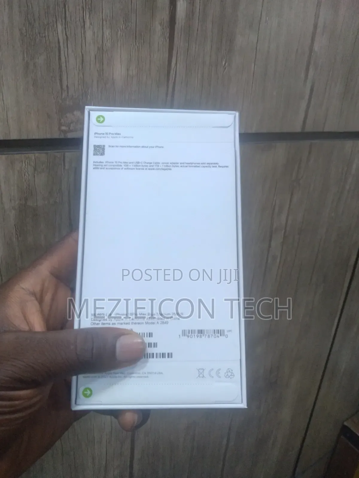 New Apple iPhone 15 Pro Max 256 GB Silver