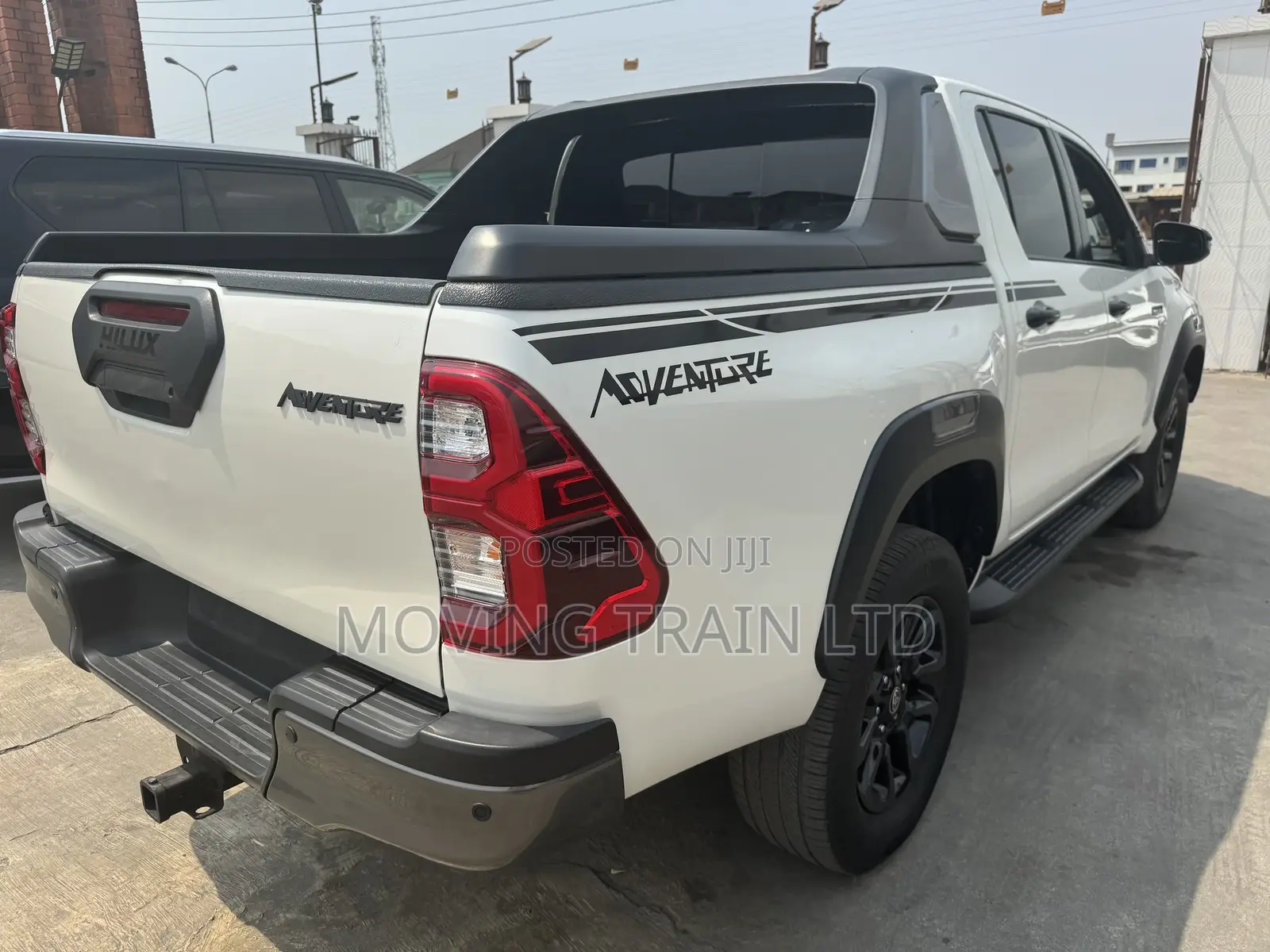 Toyota Hilux 2020 White