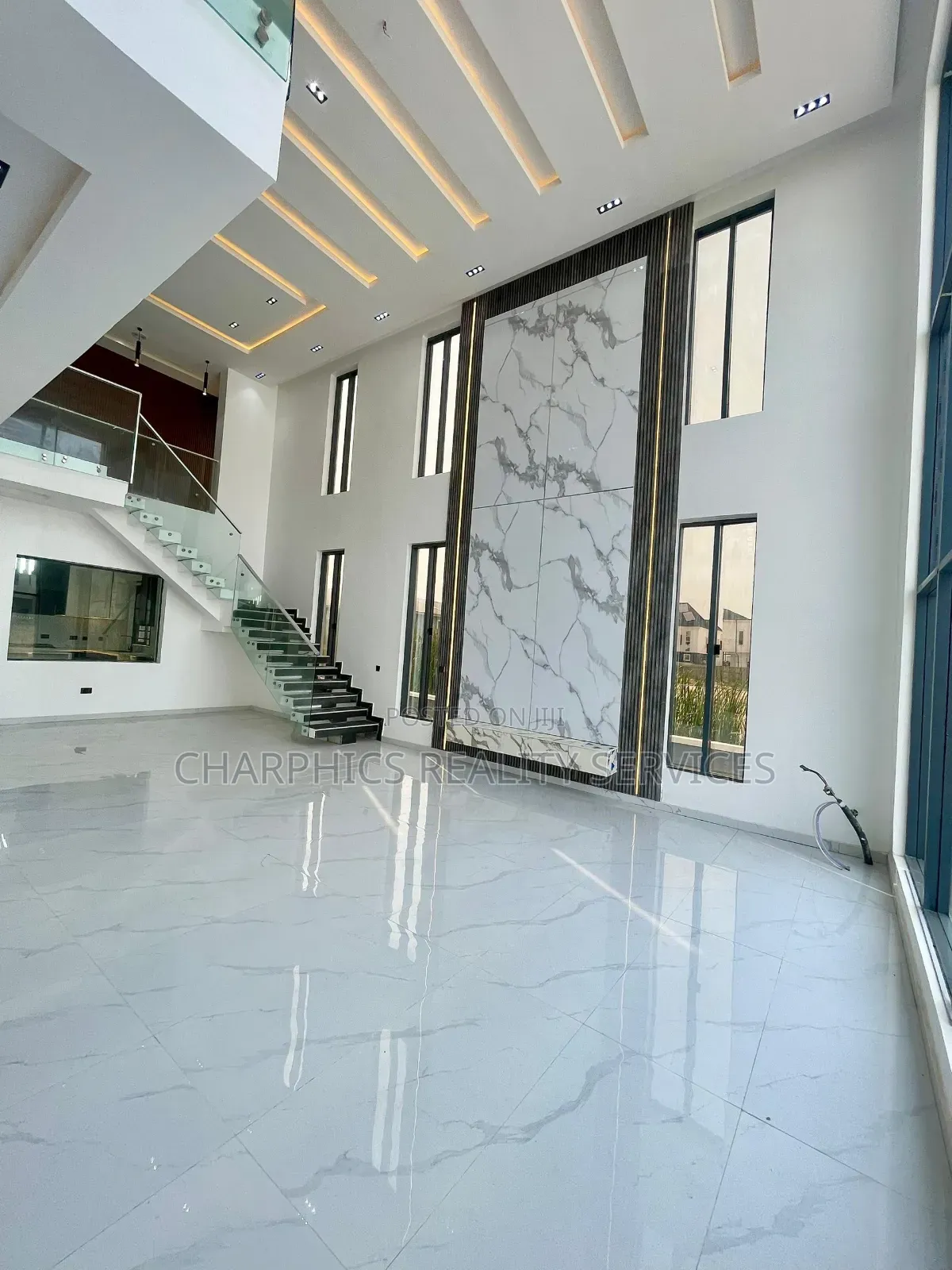 3bdrm Duplex in Lekki for sale
