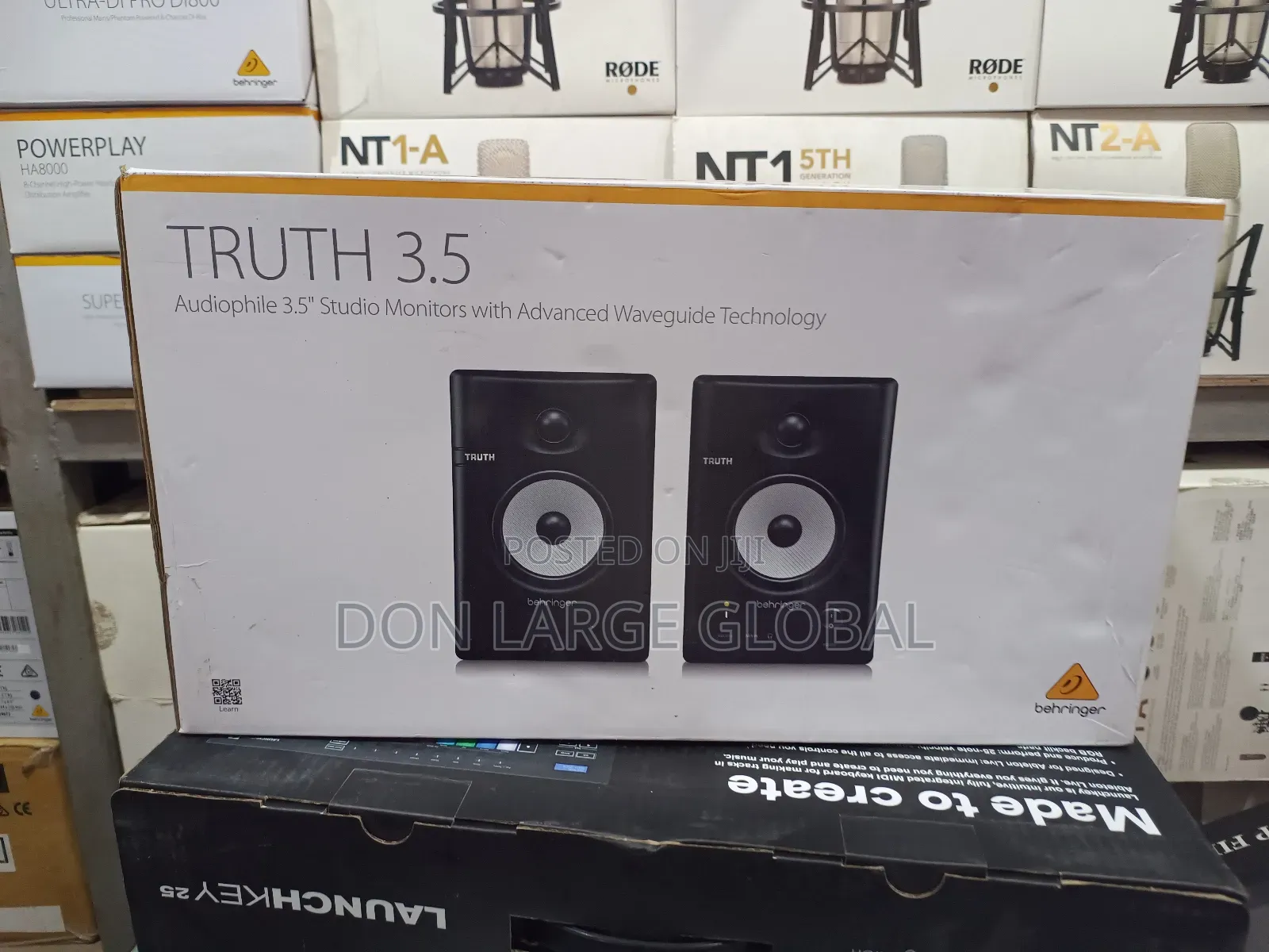 BEHRINGER TRUTH 3.5 Monitor Speaker