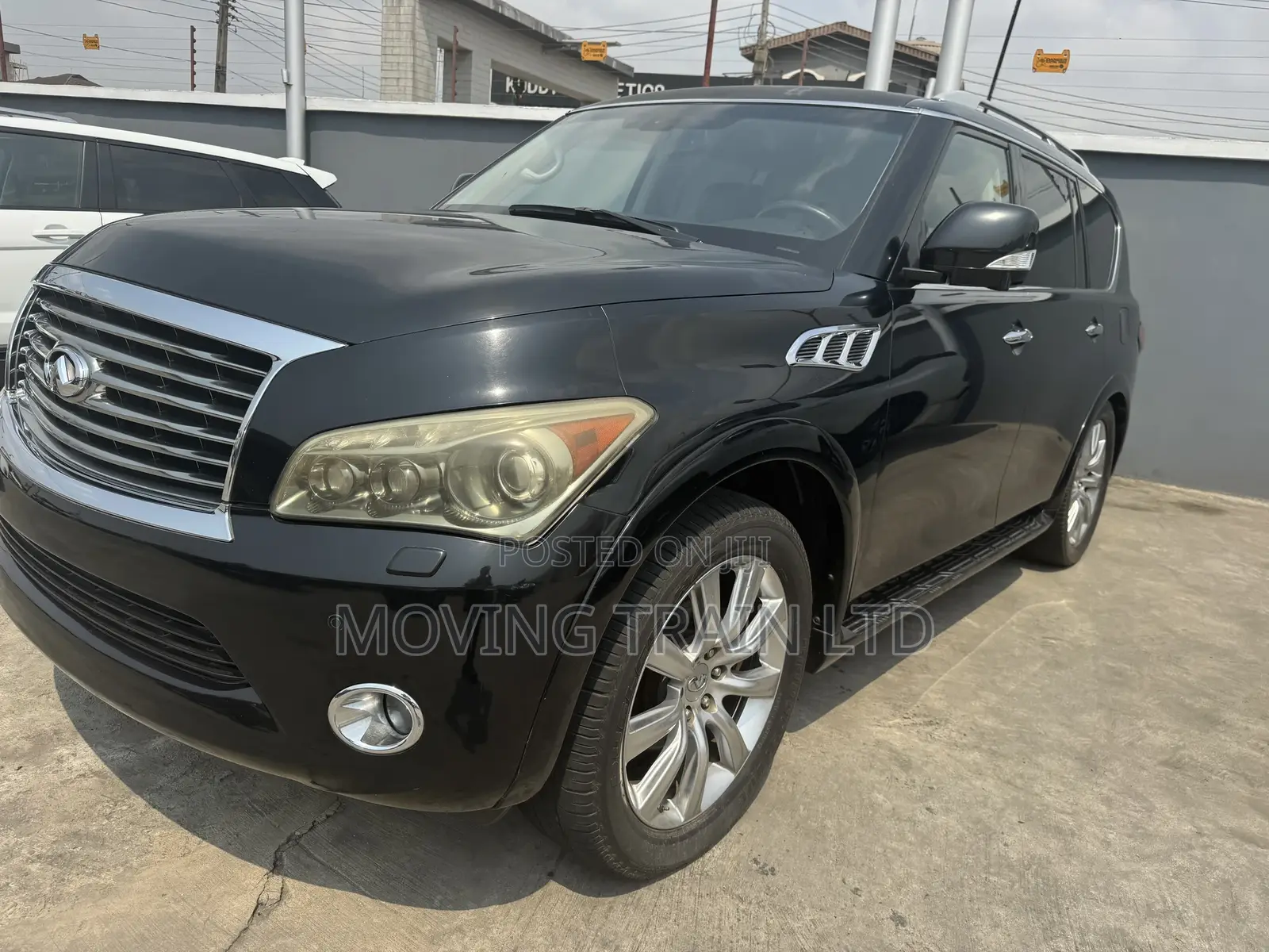 Infiniti QX56 2012 Black