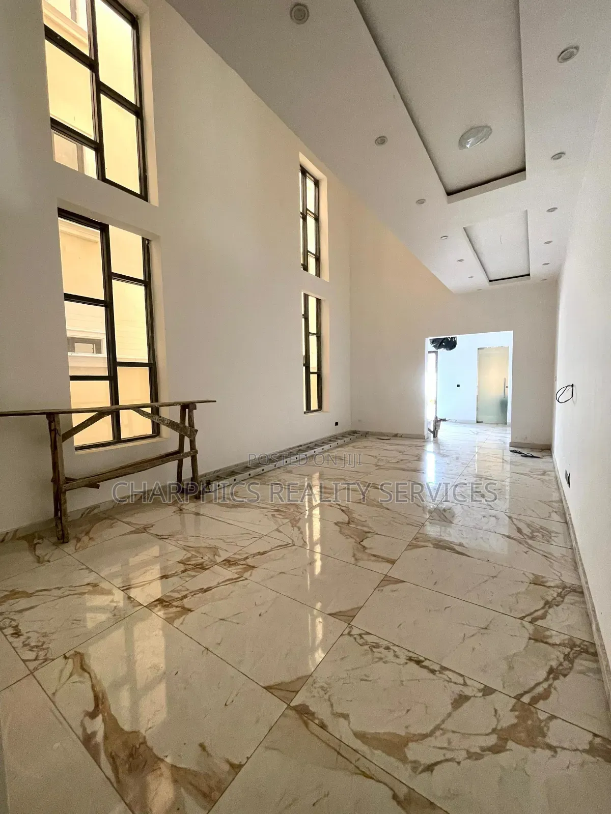 5bdrm Duplex in Lekki Phase 1 for sale