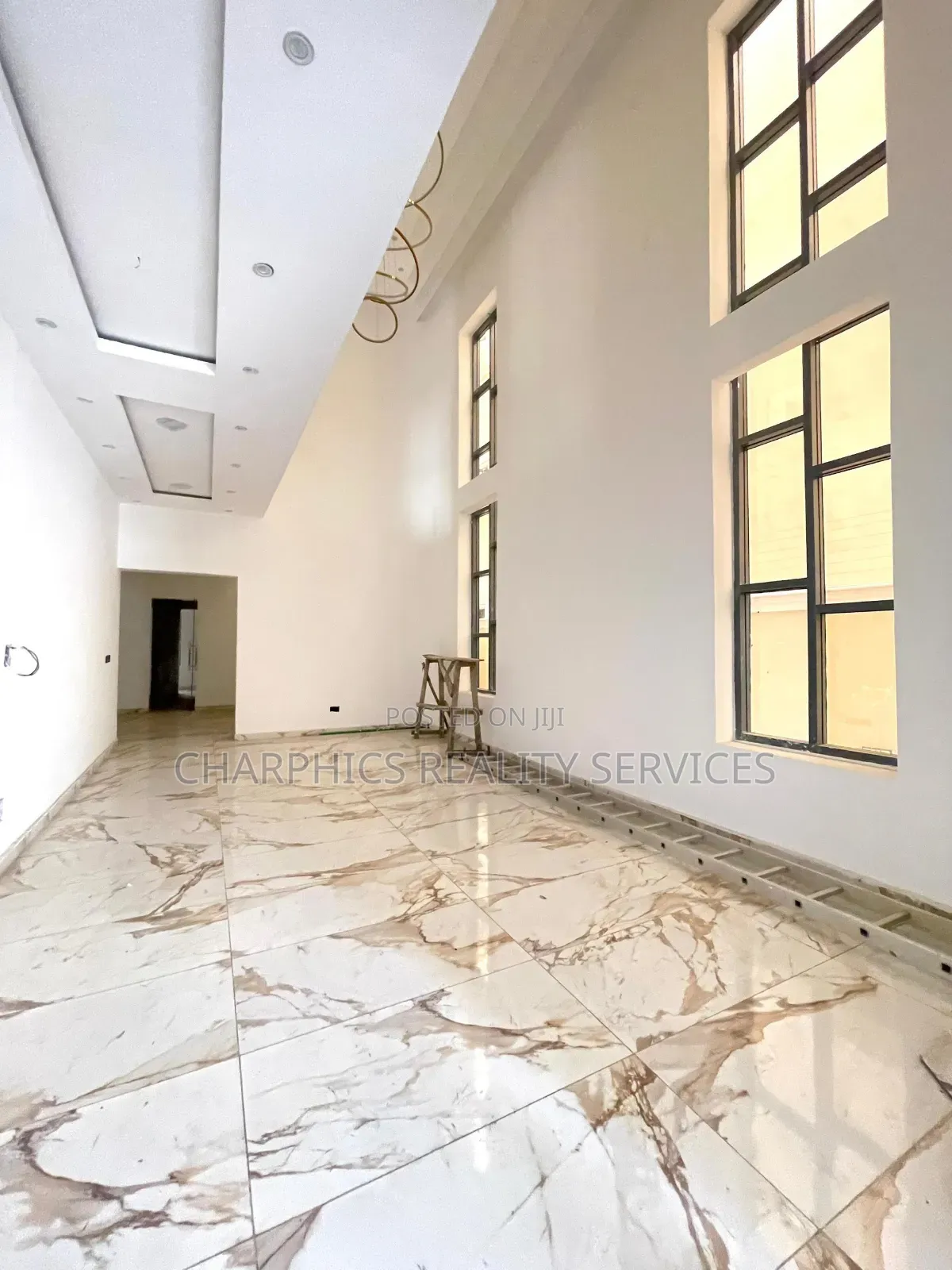 5bdrm Duplex in Lekki Phase 1 for sale