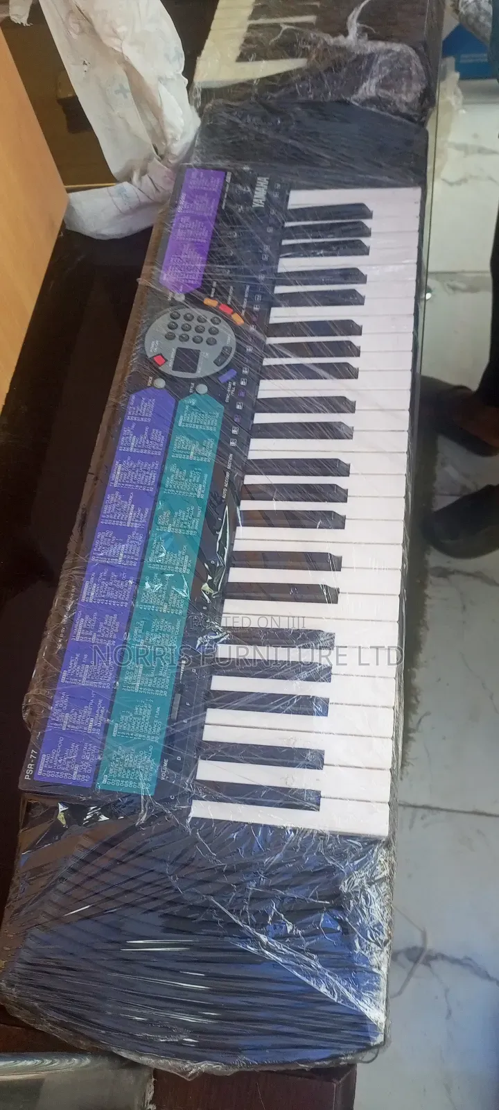 Yamaha Keyboard PSR-77
