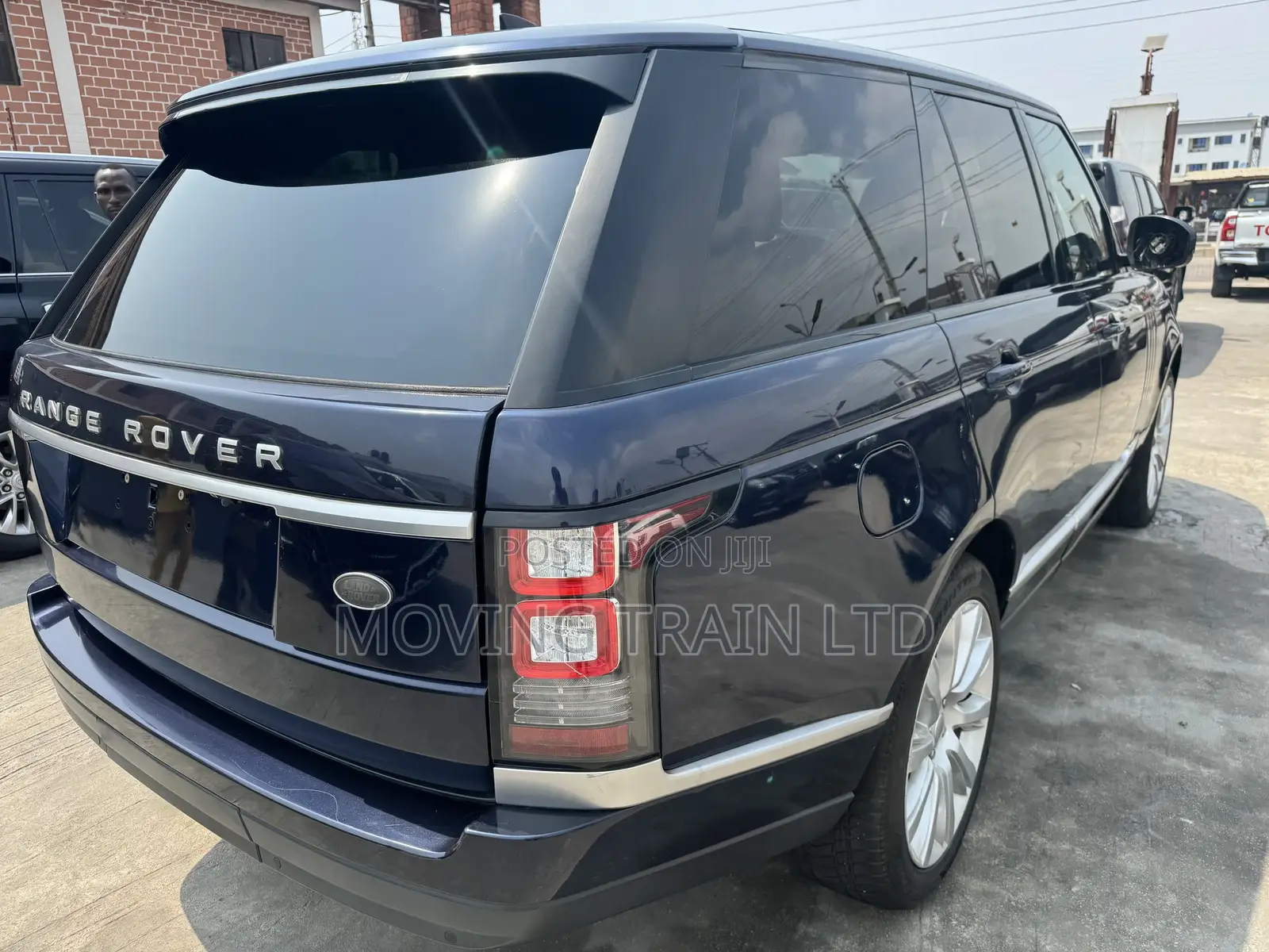 Land Rover Range Rover 3.0L Supercharged 2017 Blue