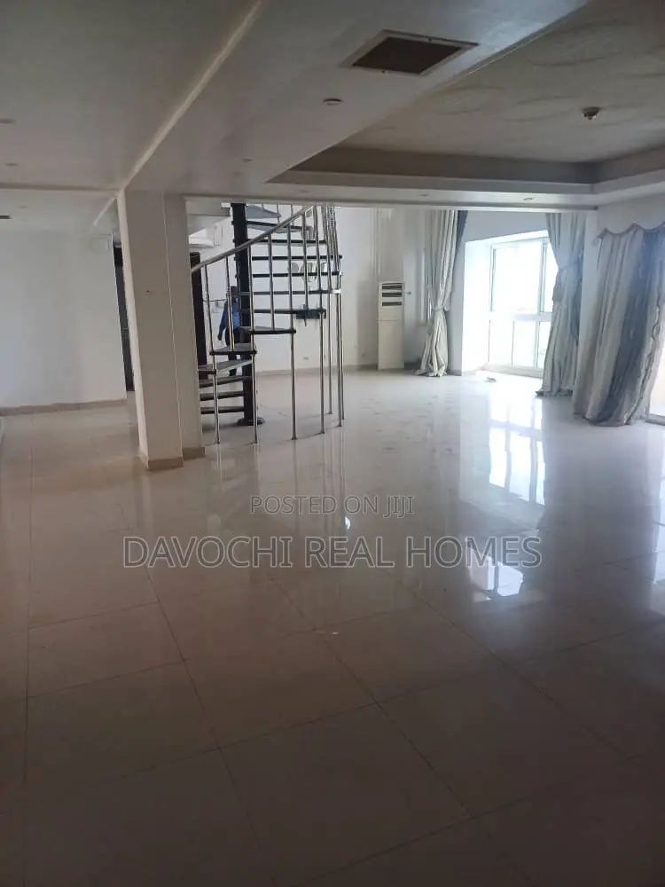 5bdrm Duplex in Prestigious Nicon for rent