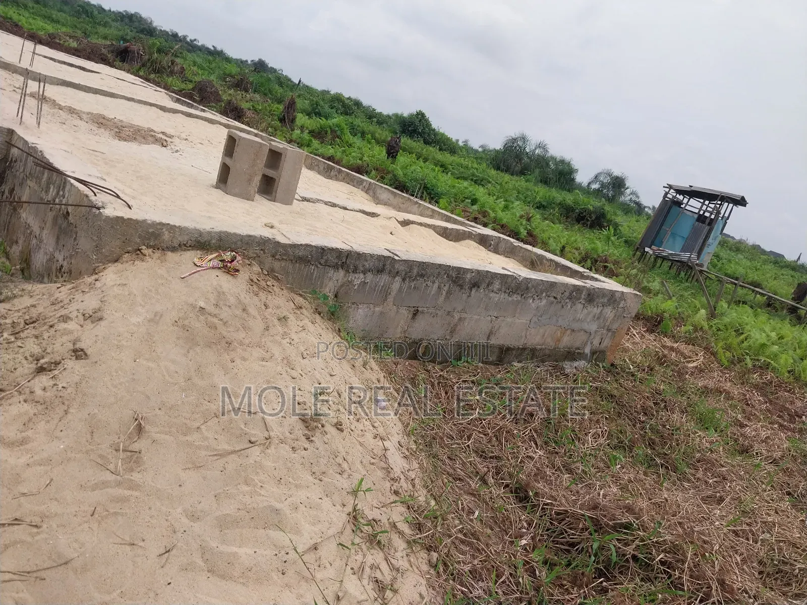 30ft by 60ft Quater Plot in Ijegun Festac Link New Rd
