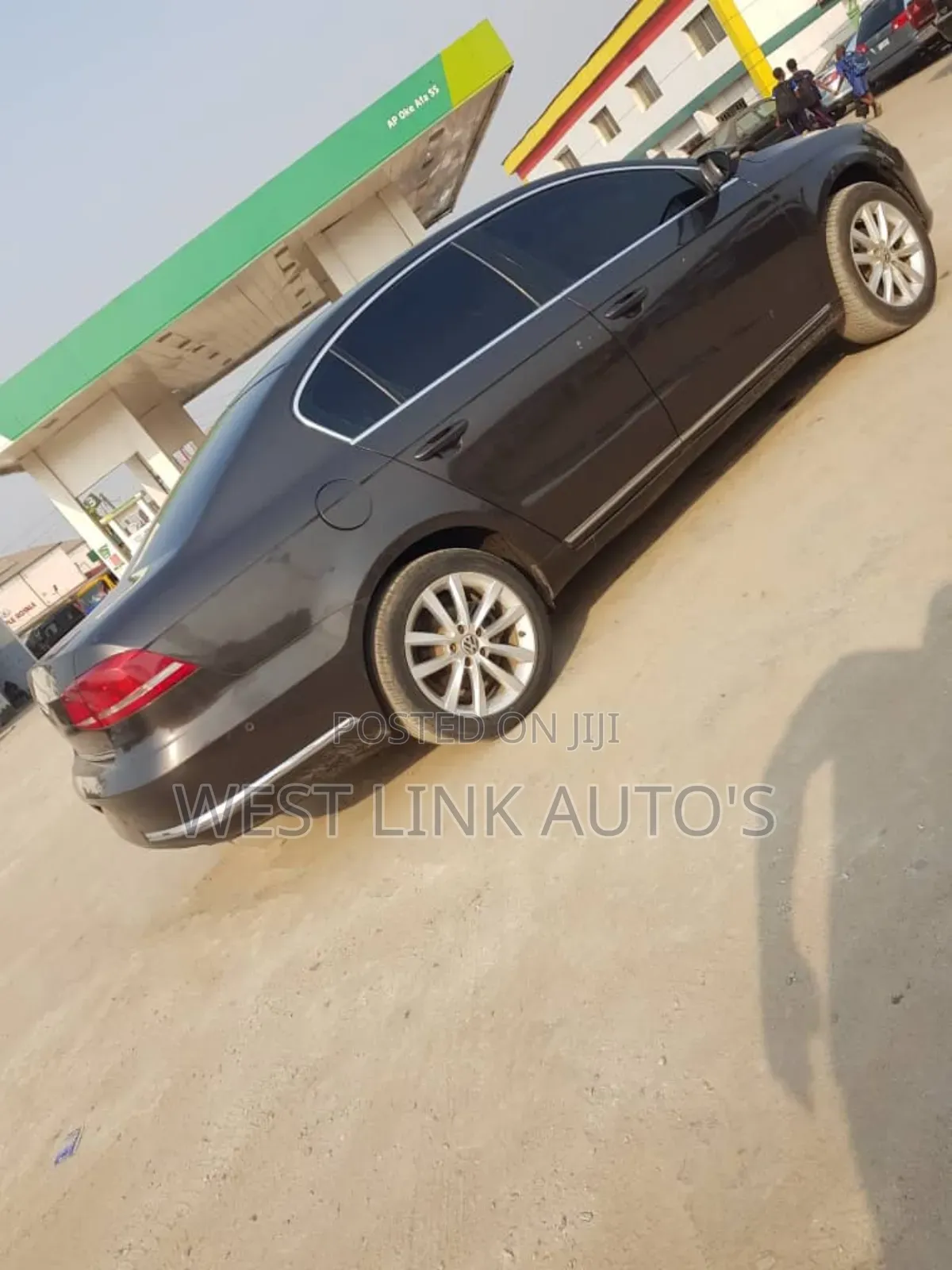 Volkswagen Passat 2013 Gray