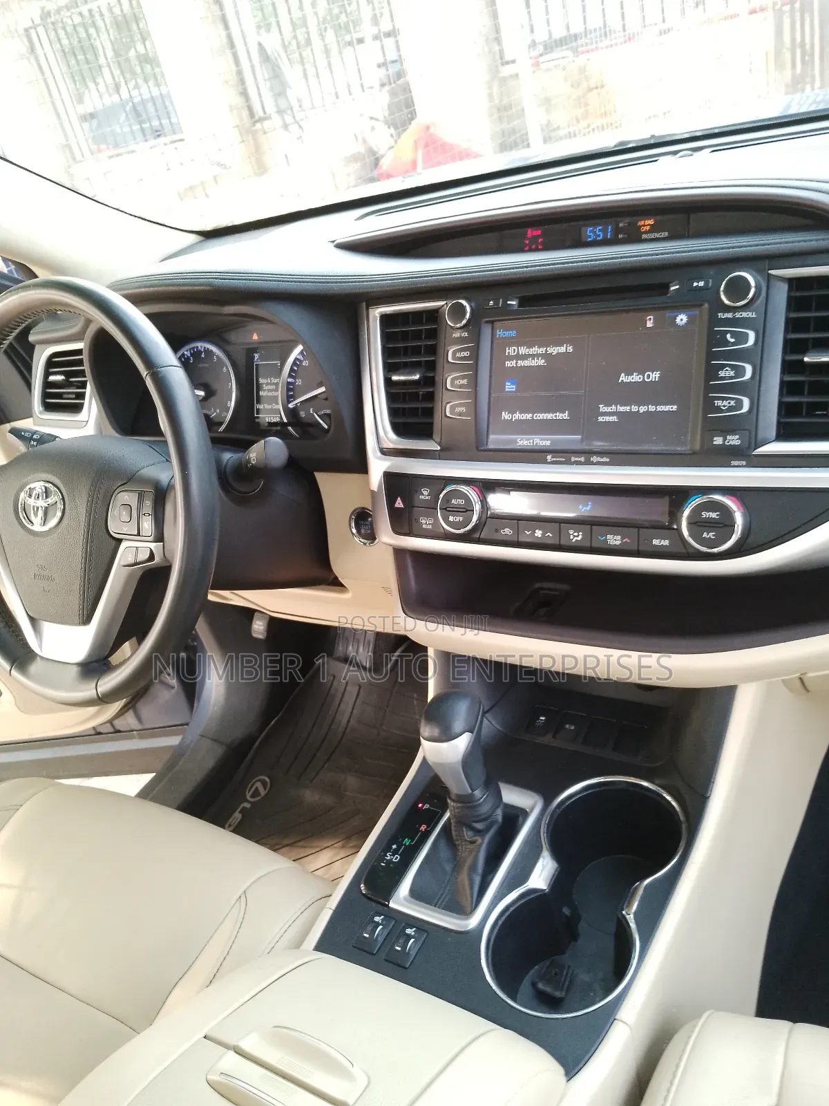 Toyota Highlander XLE 4x2 V6 (3.5L 6cyl 8A) 2018 Blue