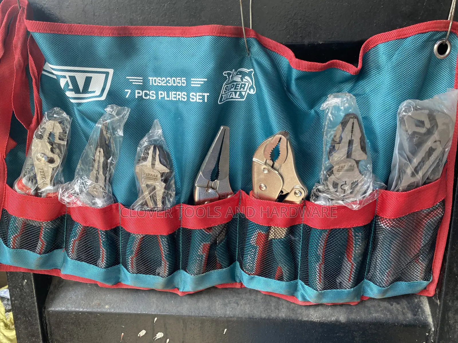 Total TOS23055 Industrial 7 PCS Pliers Set