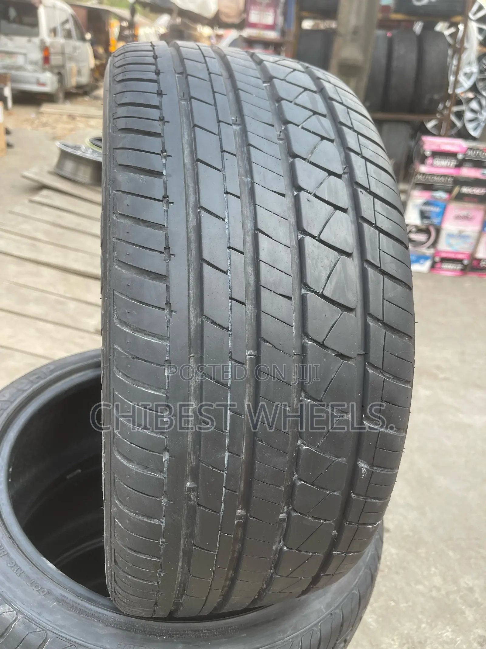 225/40 R 18 Tokunbor First Grade Tire Original
