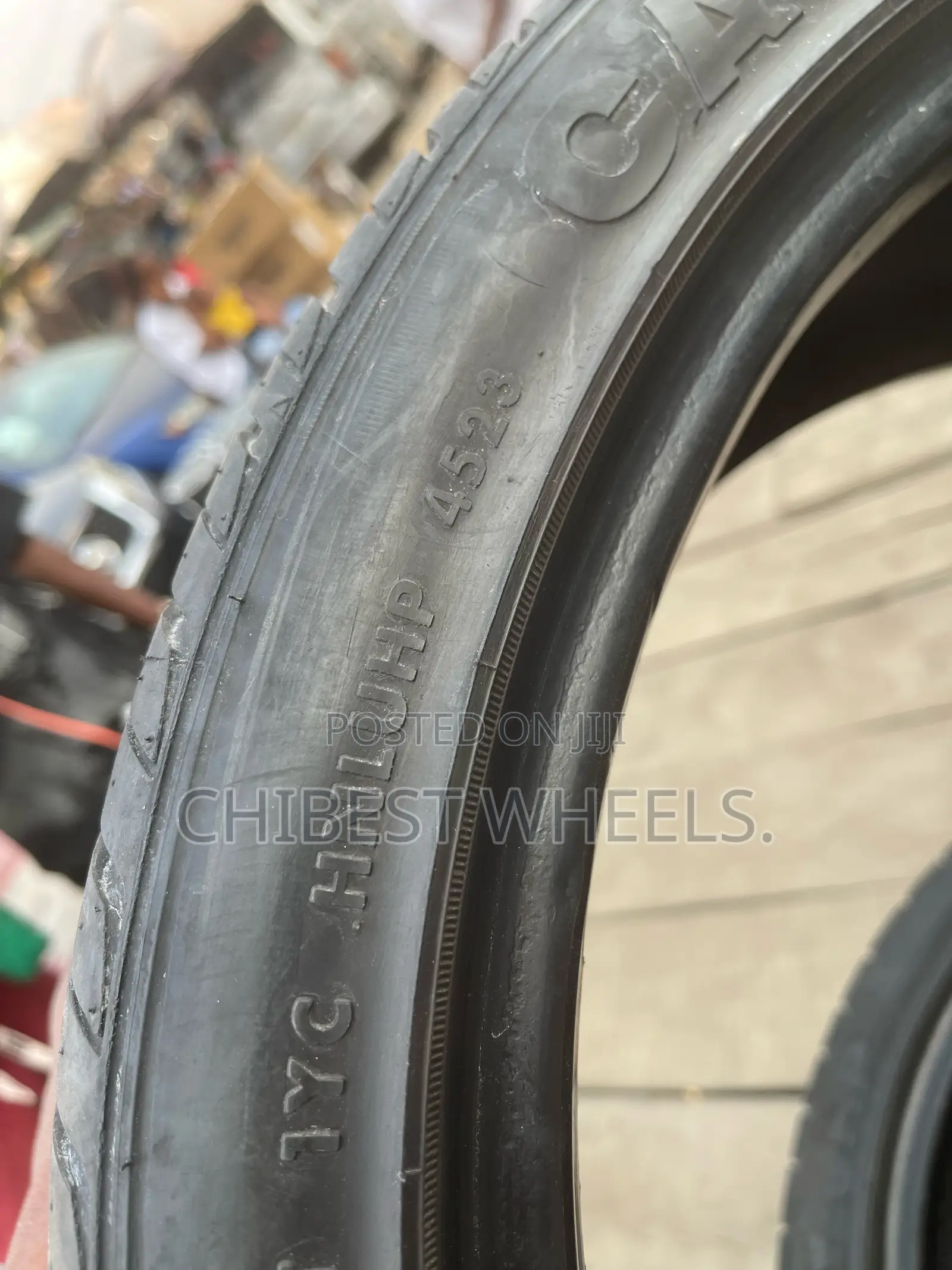225/40 R 18 Tokunbor First Grade Tire Original
