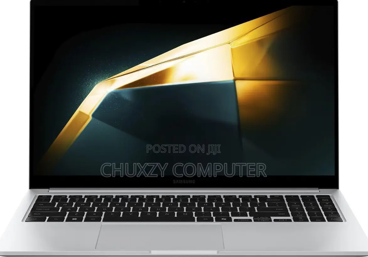 New Laptop Samsung Galaxy Book4 16GB Intel Core I7 SSD 512GB