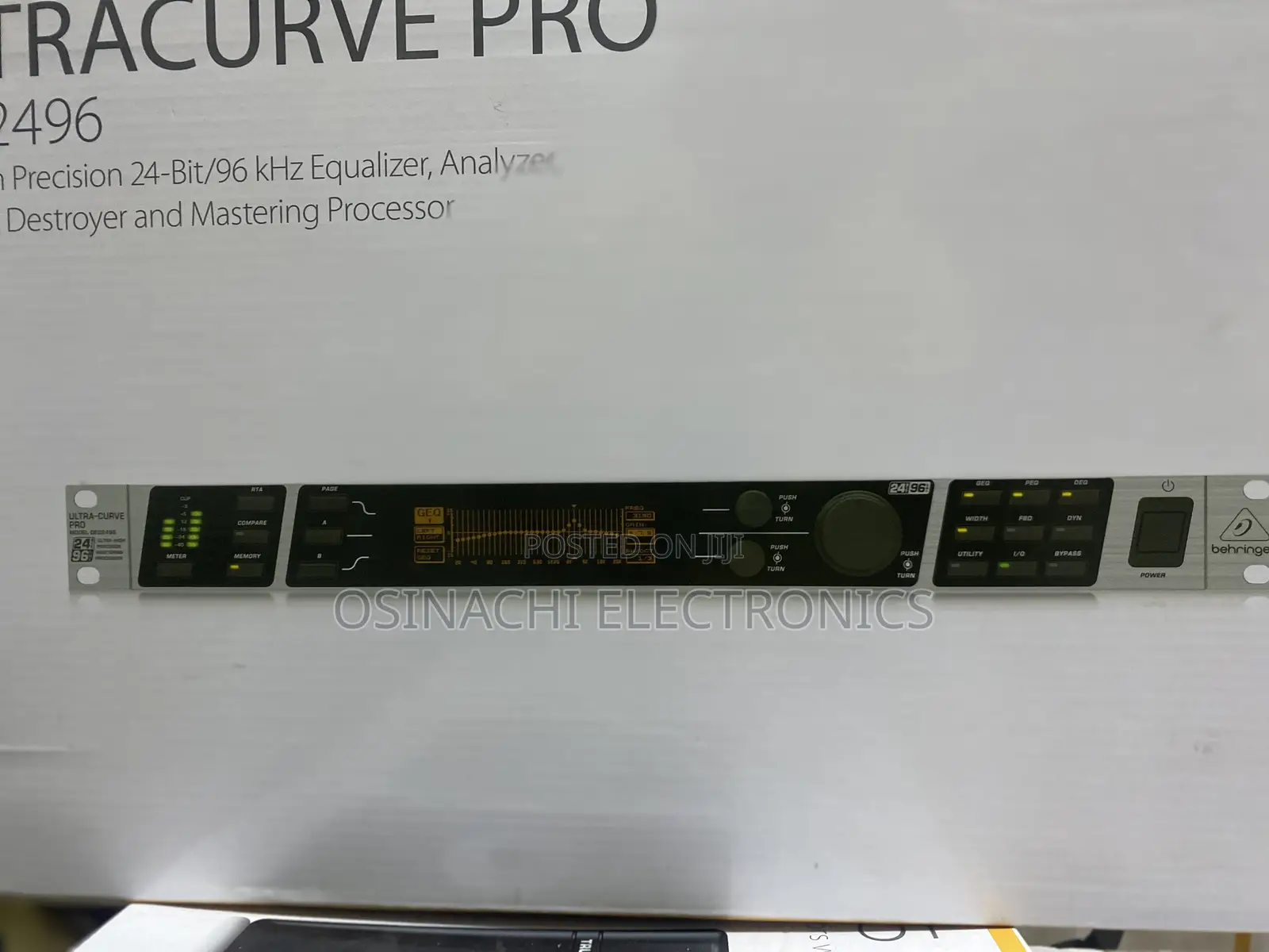 Ultracurve Pro Deq2496