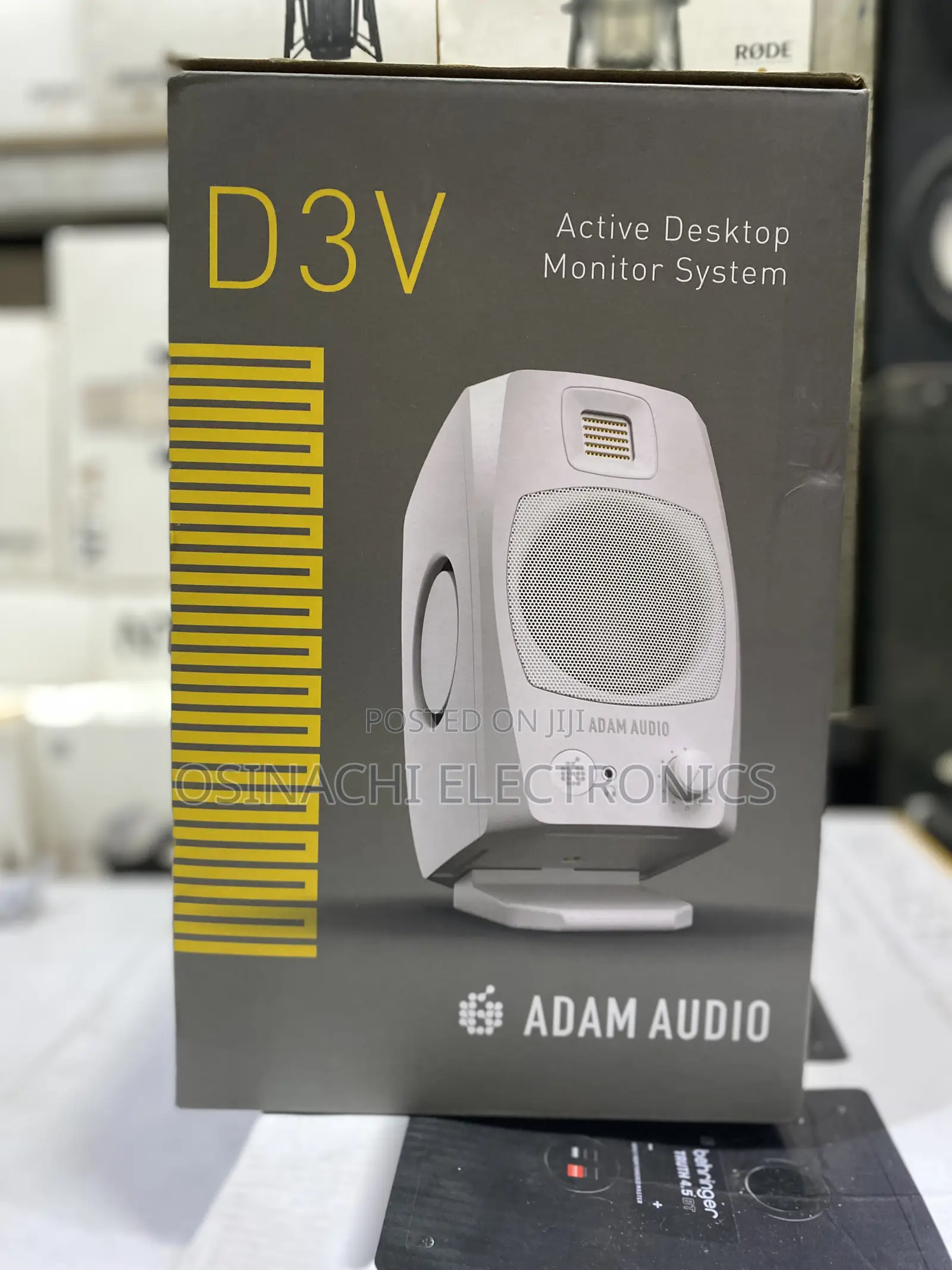 Adam Audio D3v