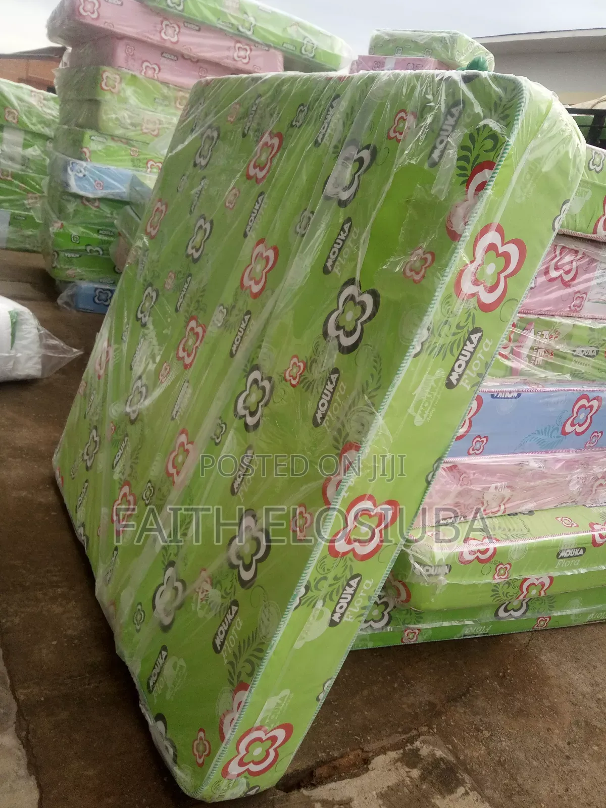 Mouka Flora 6 by 6 by 8inches Family Size Comfort Mattress