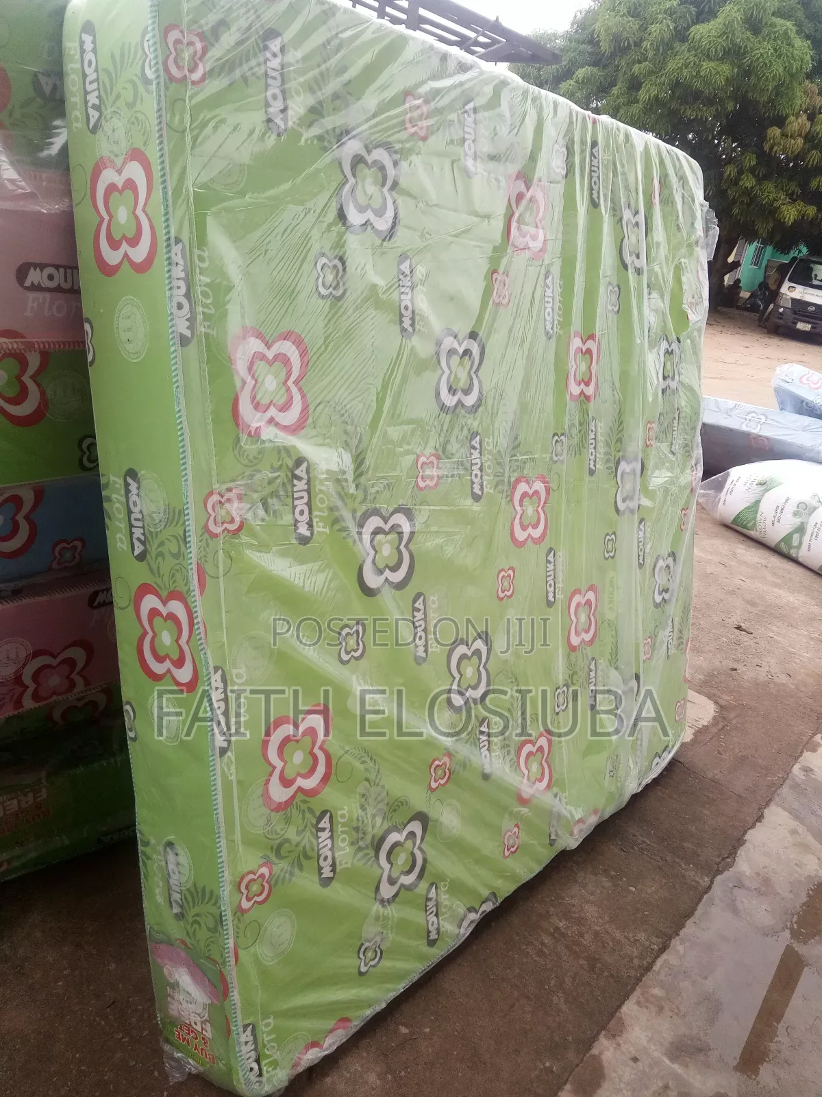Mouka Flora 6 by 6 by 8inches Family Size Comfort Mattress