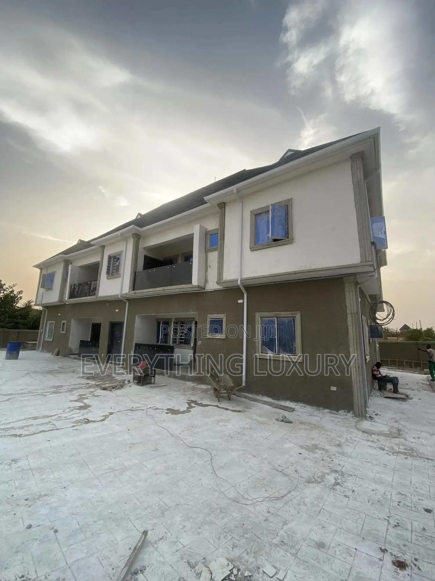 2bdrm Block of Flats in Ushafa for rent