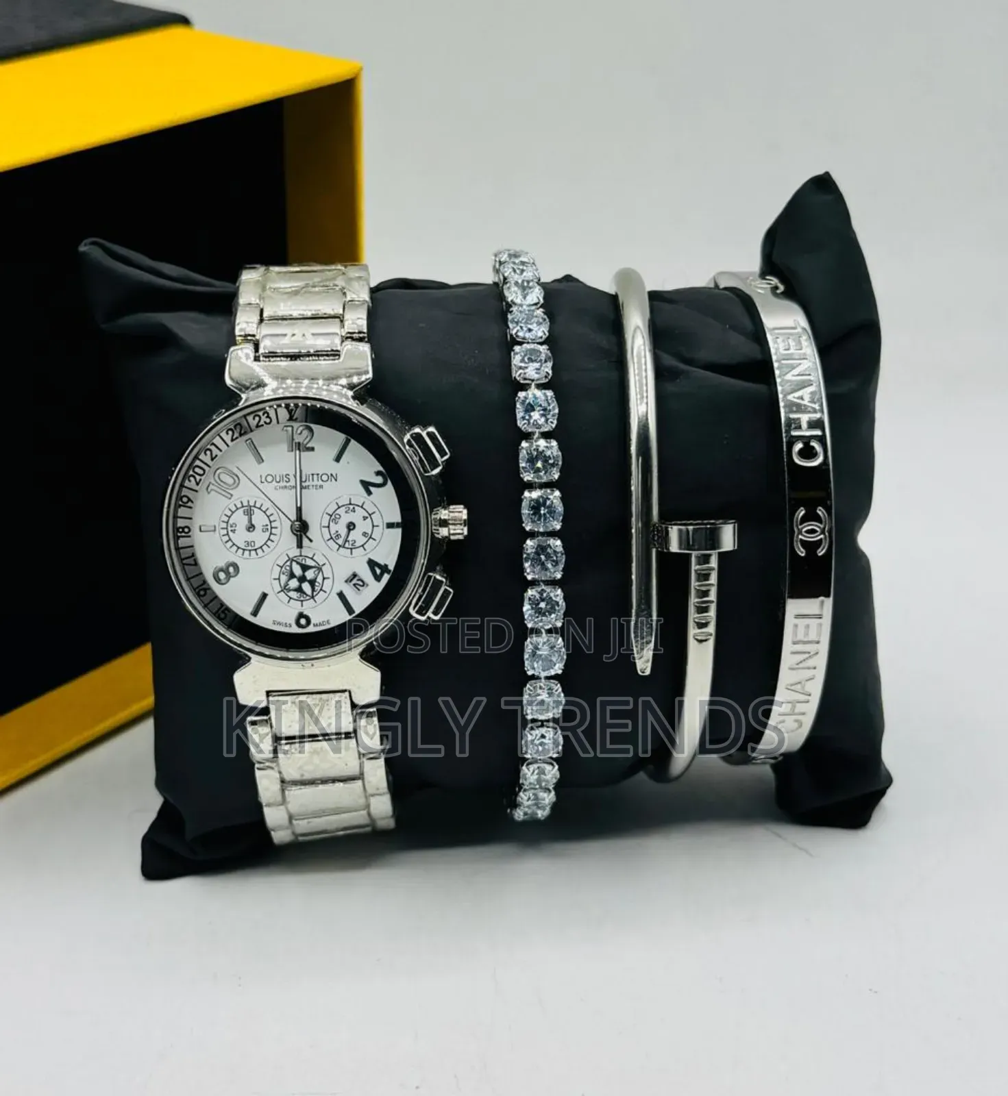 Louis Vuitton Ladies Sets Wrist Watches