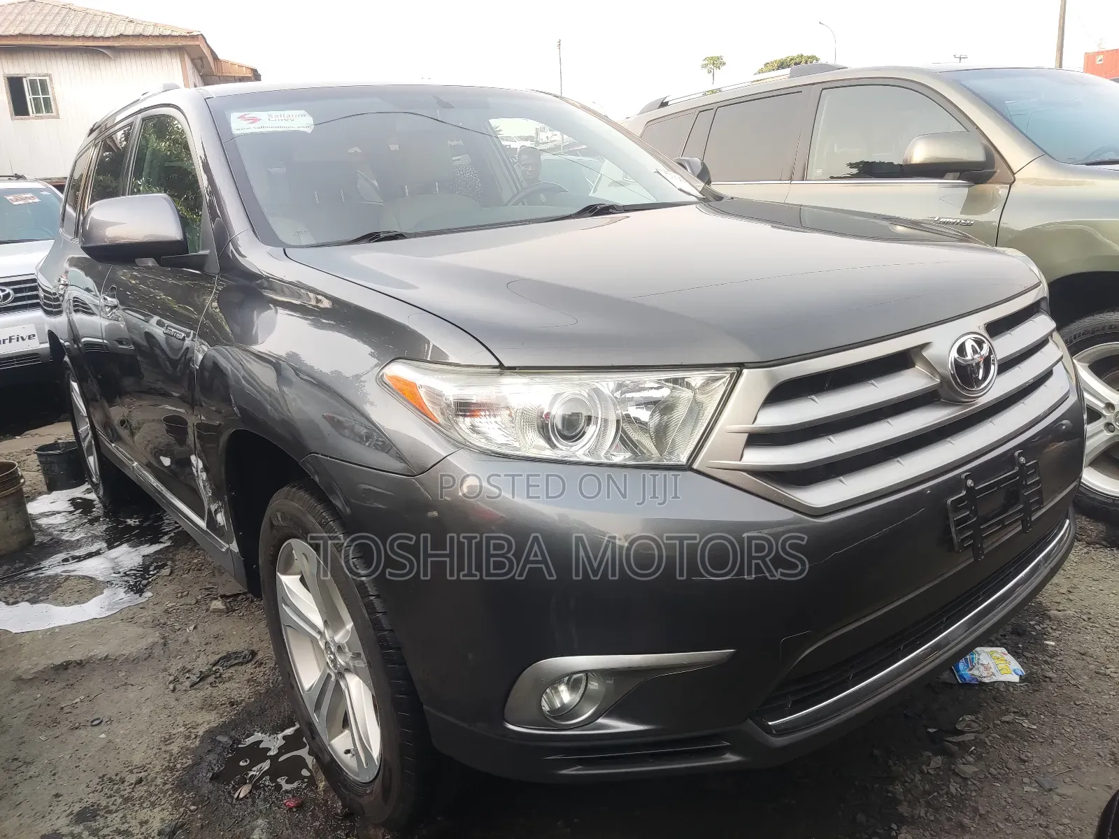 Toyota Highlander Limited 3.5l 4WD 2013 Gray