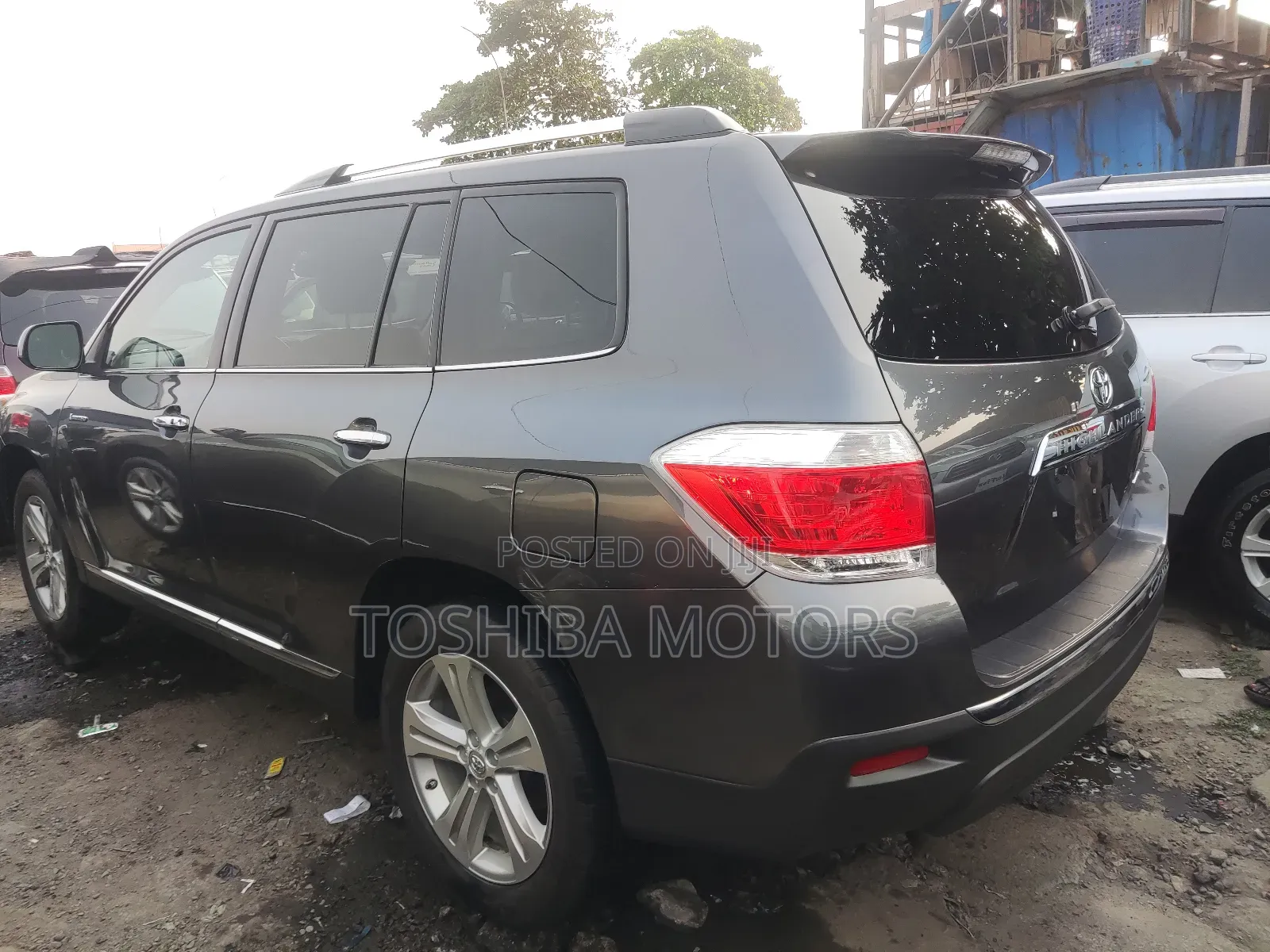 Toyota Highlander Limited 3.5l 4WD 2013 Gray