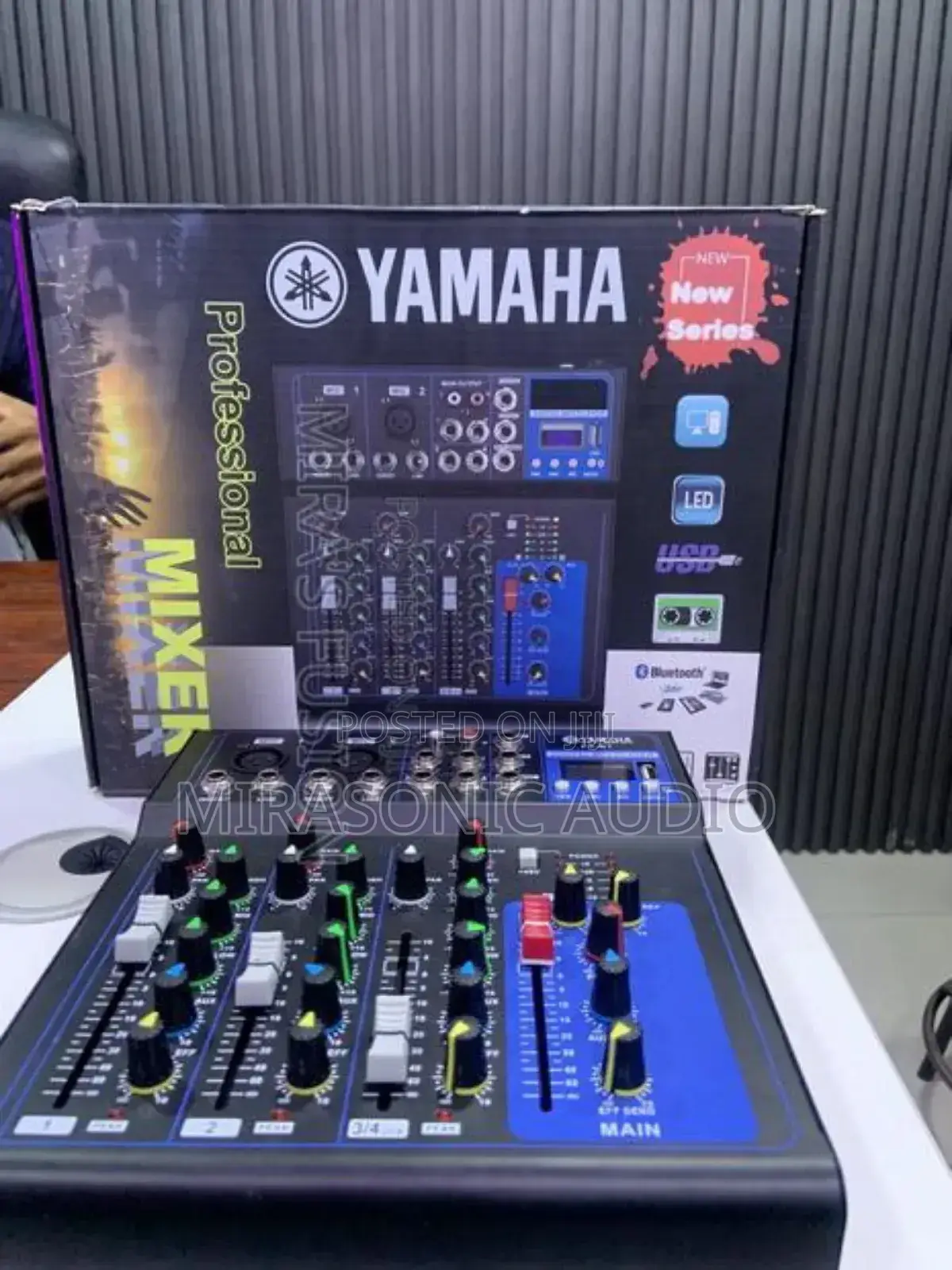 Yamaha New Series 4 Channels Mixer With Adapter