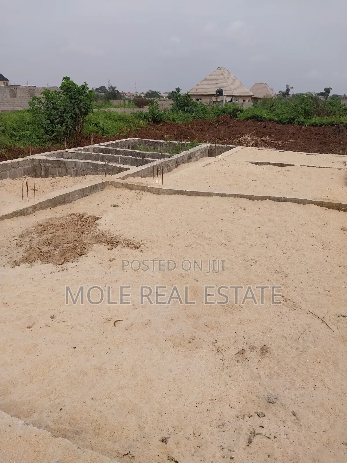 300sqm at a Bustop Ijegun Lasu Festac Link