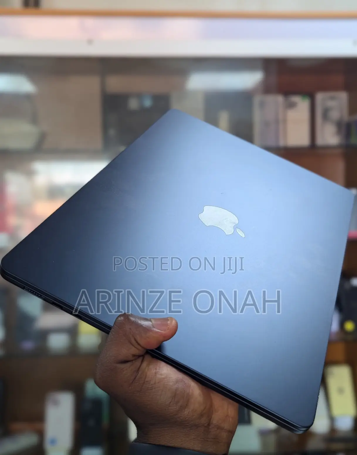 Laptop Apple MacBook Air 2024 M3 15-inch 8GB Apple M3 SSD 256GB