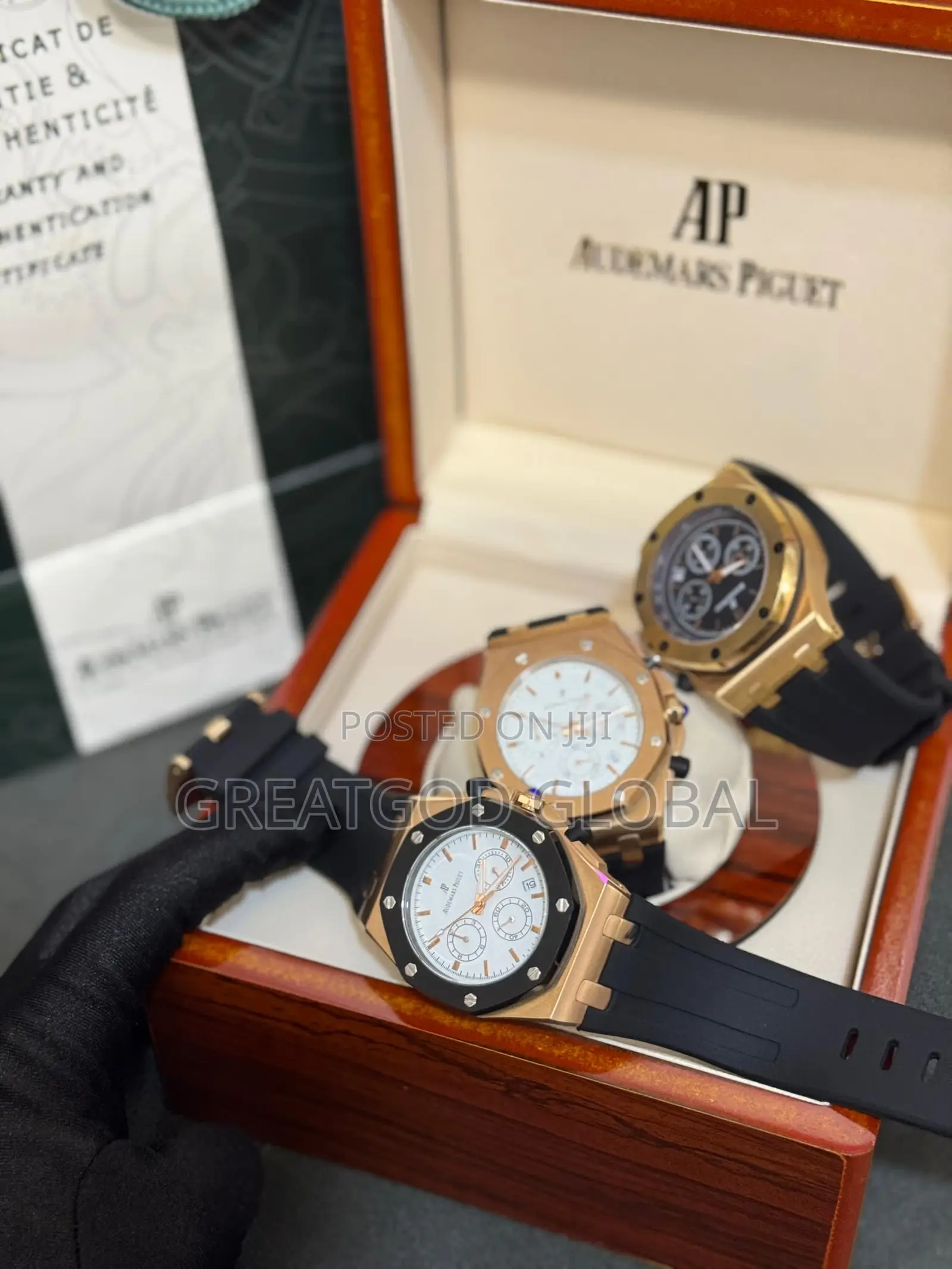 *Luxury AUDEMARS Piguet Rubber Watch* *Chronograph Working*