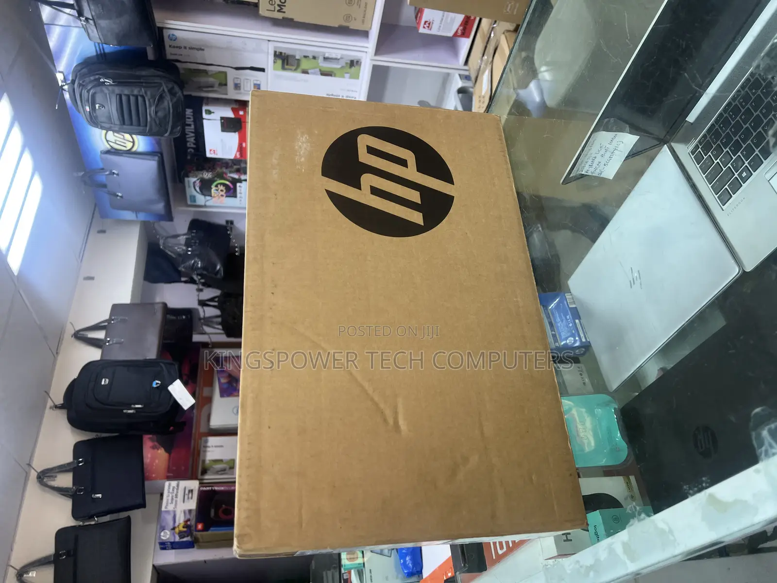 New Laptop HP 240 8GB Intel Core I3 SSD 512GB